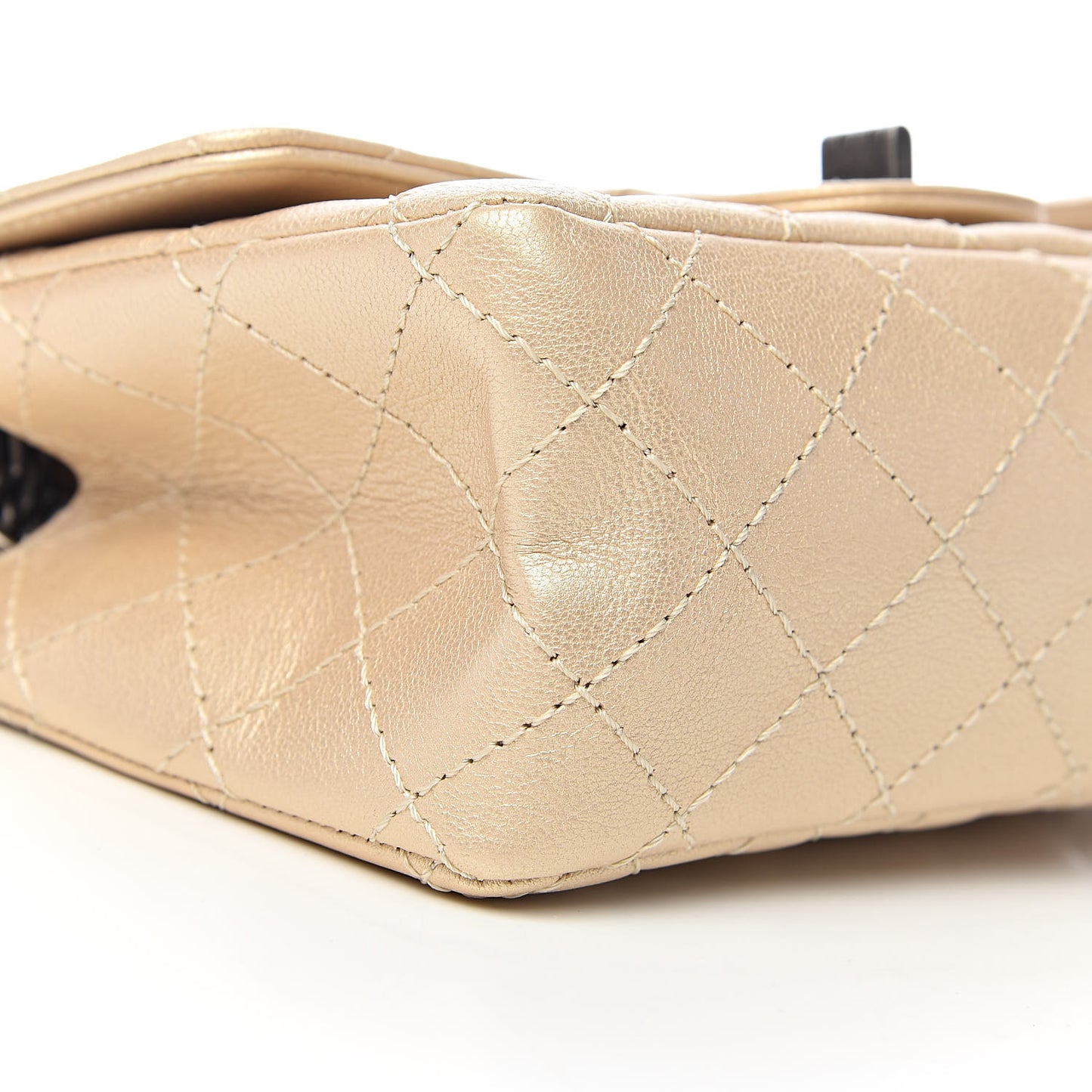 Metallic Sheepskin Quilted 2.55 Reissue Mini Flap Beige