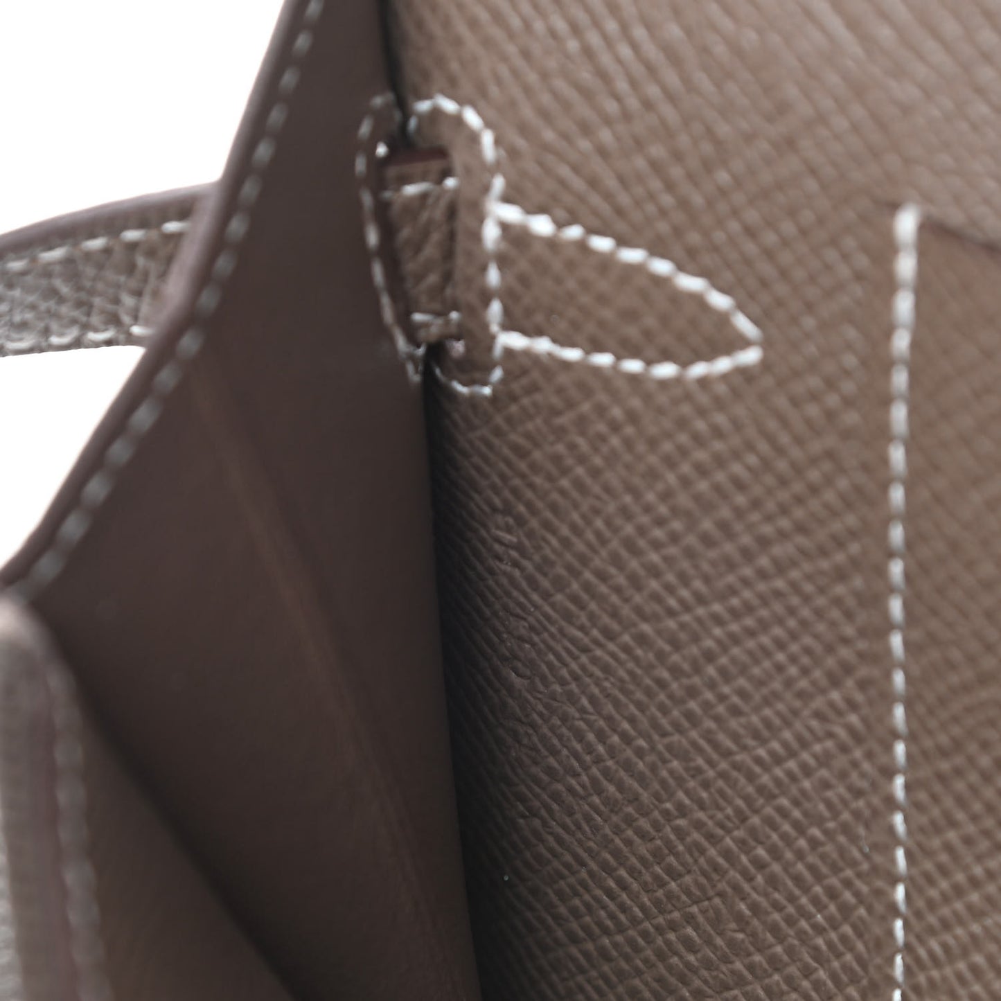 Epsom Kelly Wallet To Go Etoupe