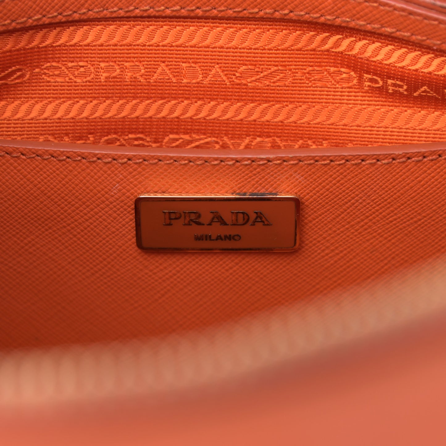 Saffiano Lux Medium Promenade Tote Papaya