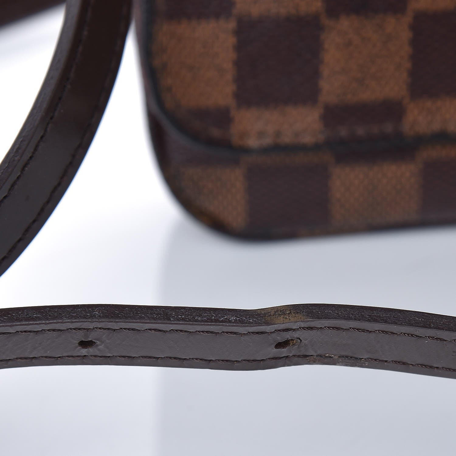 Louis Vuitton Damier Ebene Hoxton PM 7 of 22