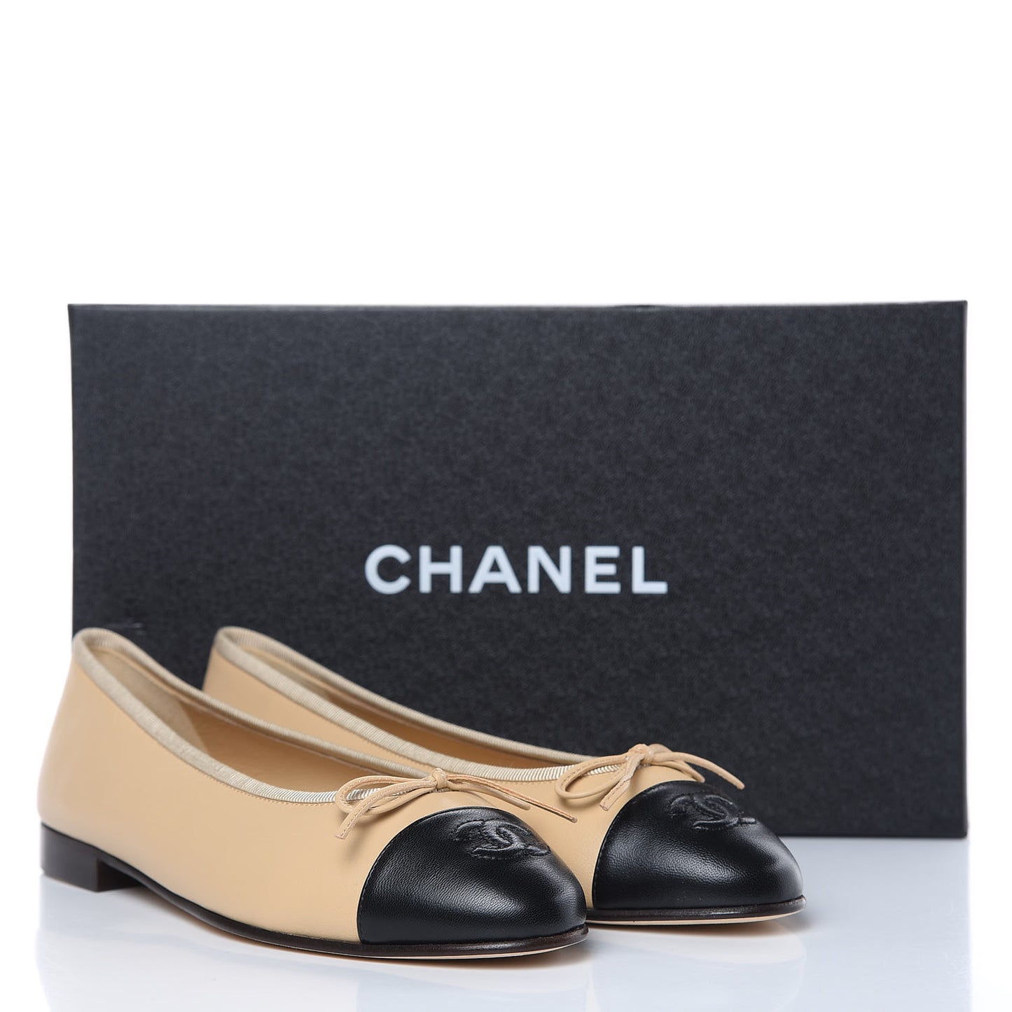Lambskin Cap Toe CC Ballerina Flats 36.5 Beige Black