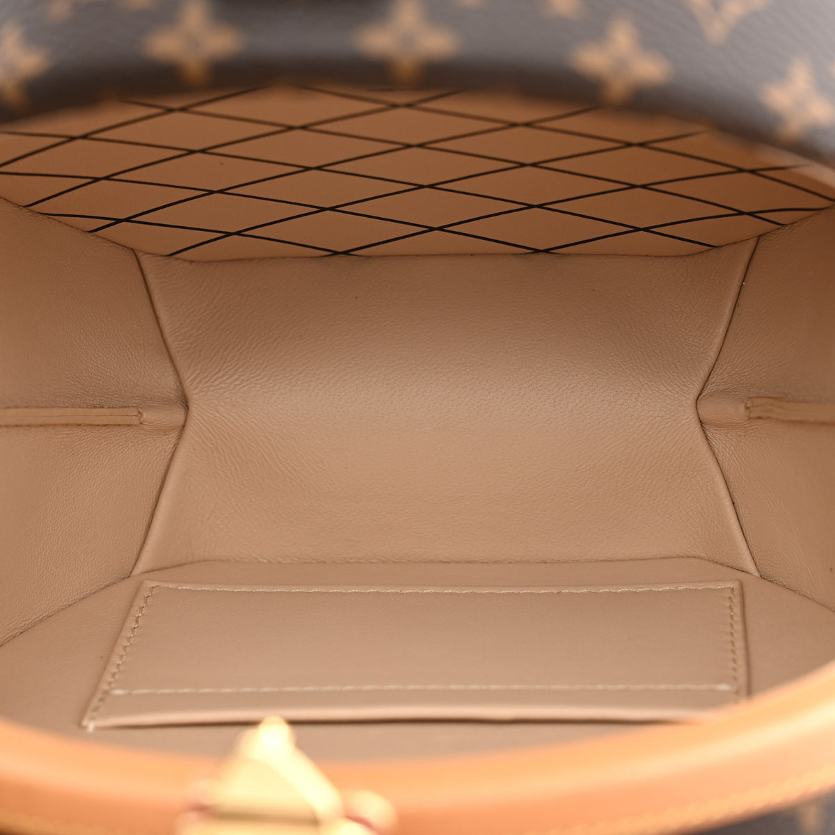 Monogram Petite Boite Chapeau