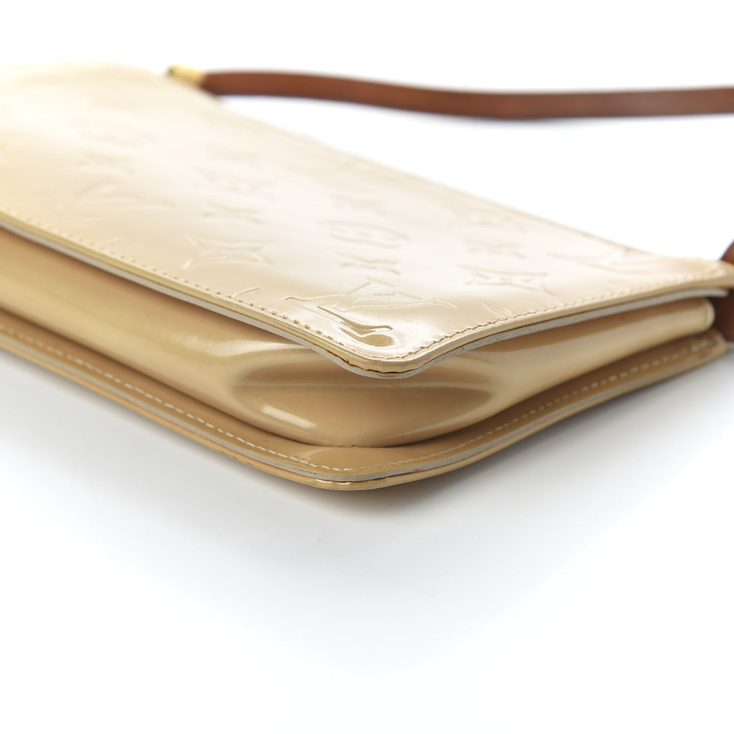 Louis Vuitton Vernis Lexington Pochette Beige 7 of 10
