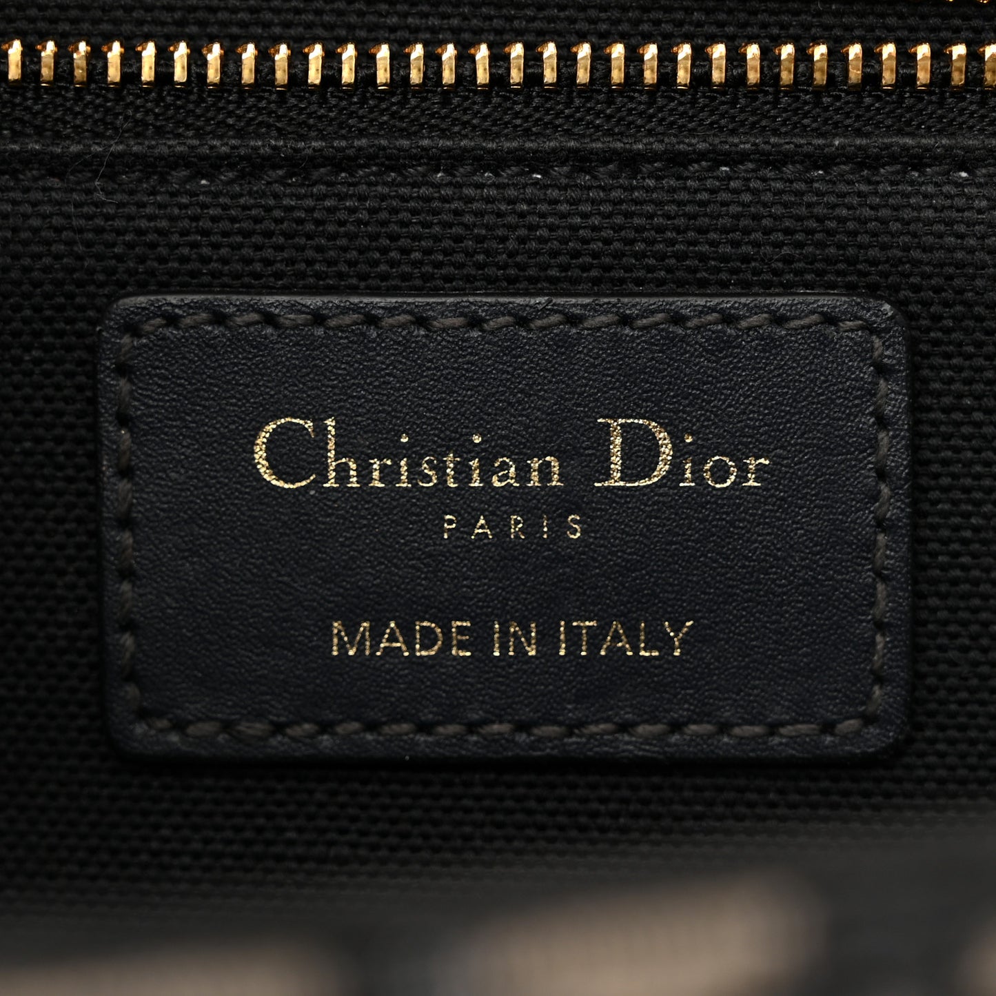 Oblique 30 Montaigne Chain Flap Bag Blue