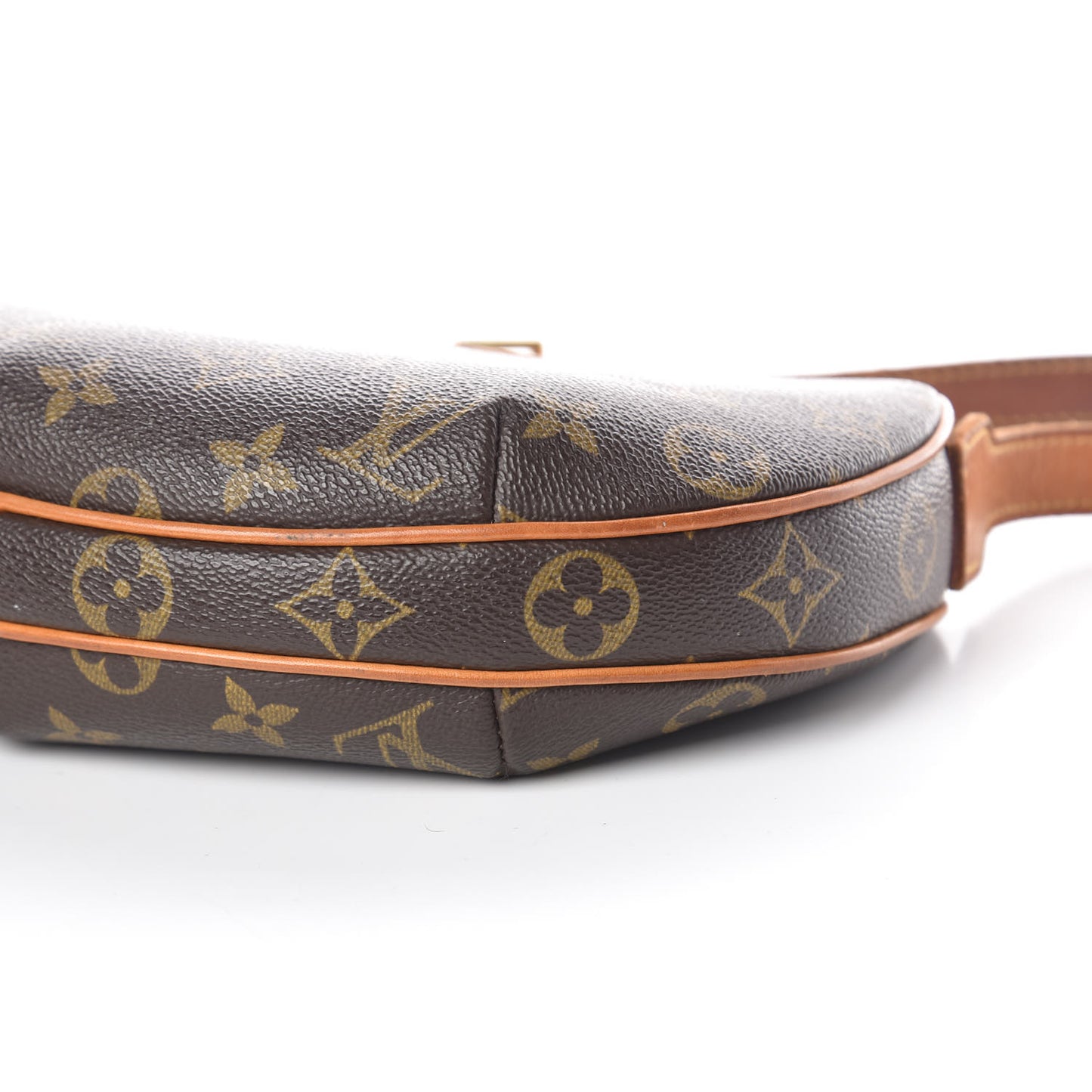 Monogram Croissant PM