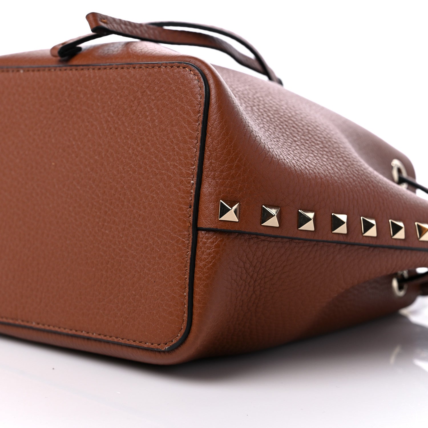 Valentino Garavani Grained Calfskin Rockstud Bucket Bag Saddle Brown 7 of 7