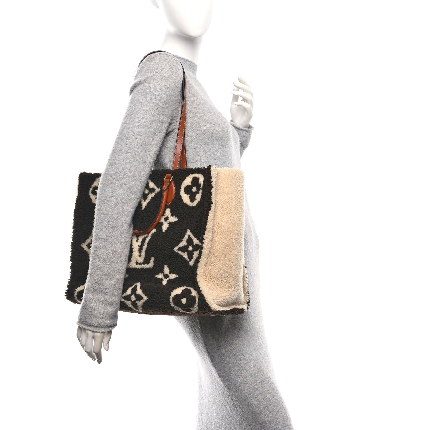 Louis Vuitton Shearling Monogram Giant Teddy Onthego GM Black White 2 of 9