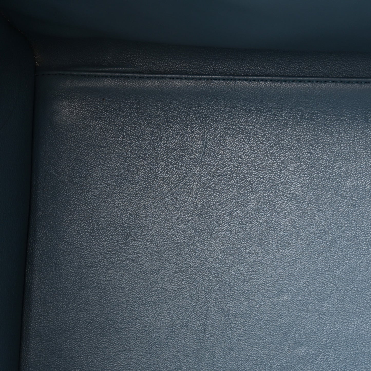 Grained Calfskin Medium Phantom Luggage Sky Blue