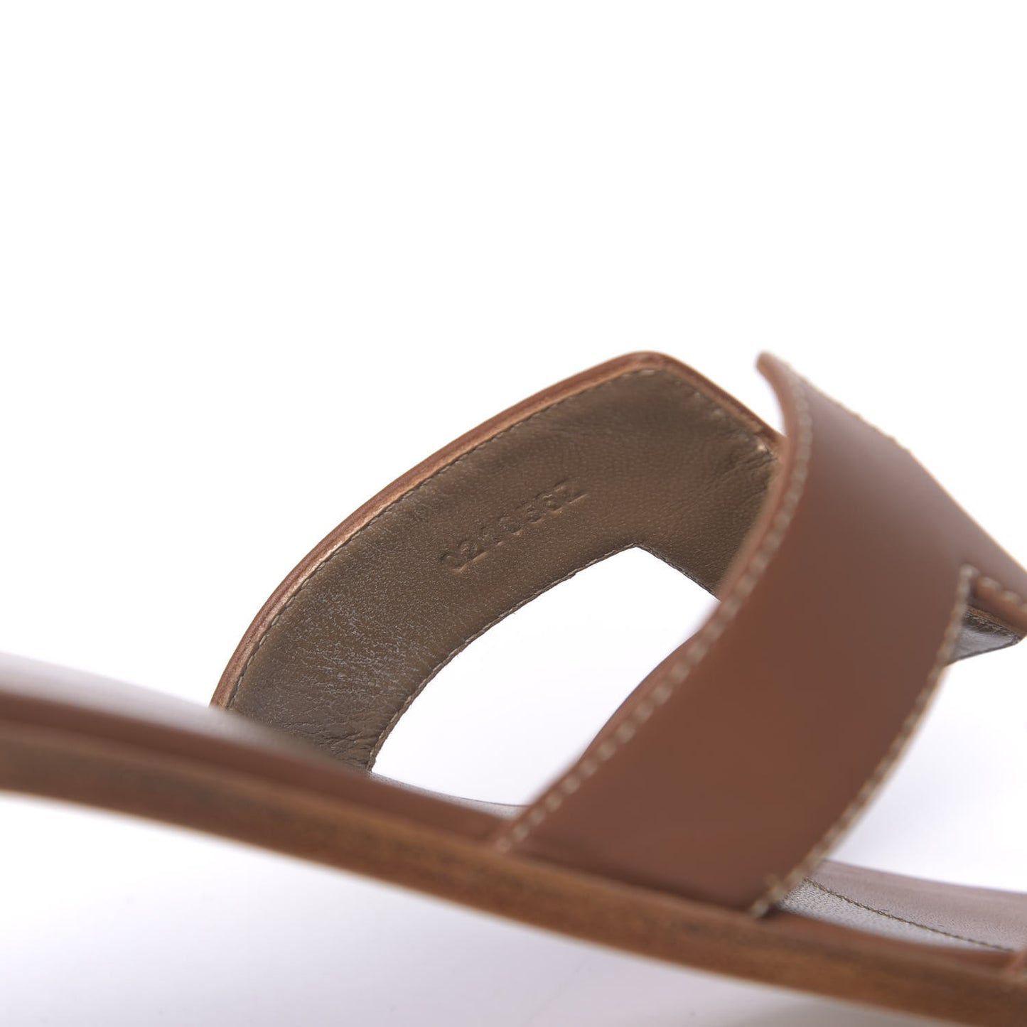 Box Calfskin Oran Sandals 39.5 Gold