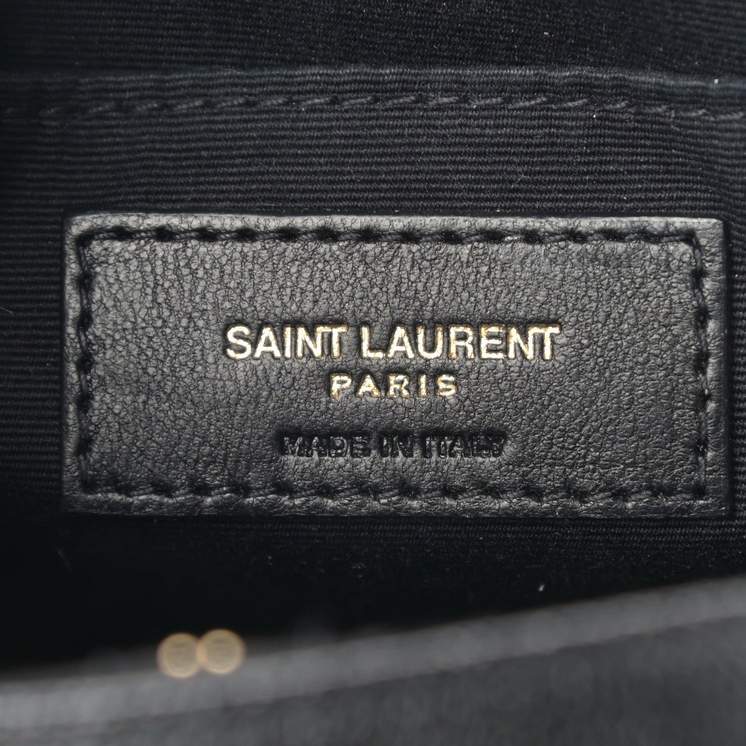 Saint Laurent Grain De Poudre Matelasse Chevron Quilted Round Vinyle Camera Bag Black 6 of 9