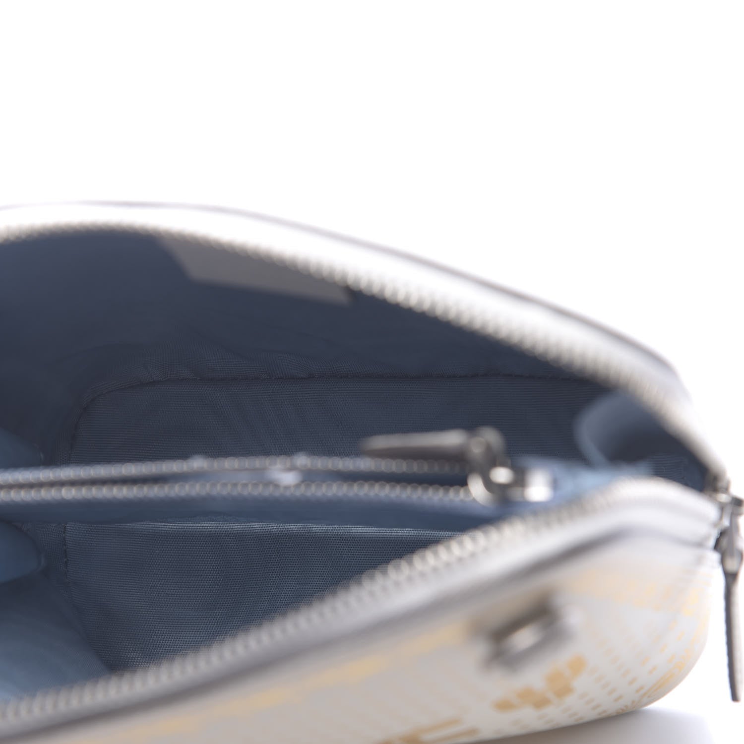 Gucci X SEGA Calfskin GUCCY Stars Mini Dome Shoulder Bag Mystic White Gold 5 of 10