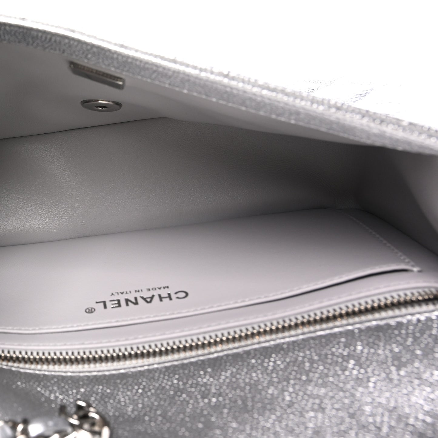 Metallic Caviar Quilted Medium CC Slide Flap Silver