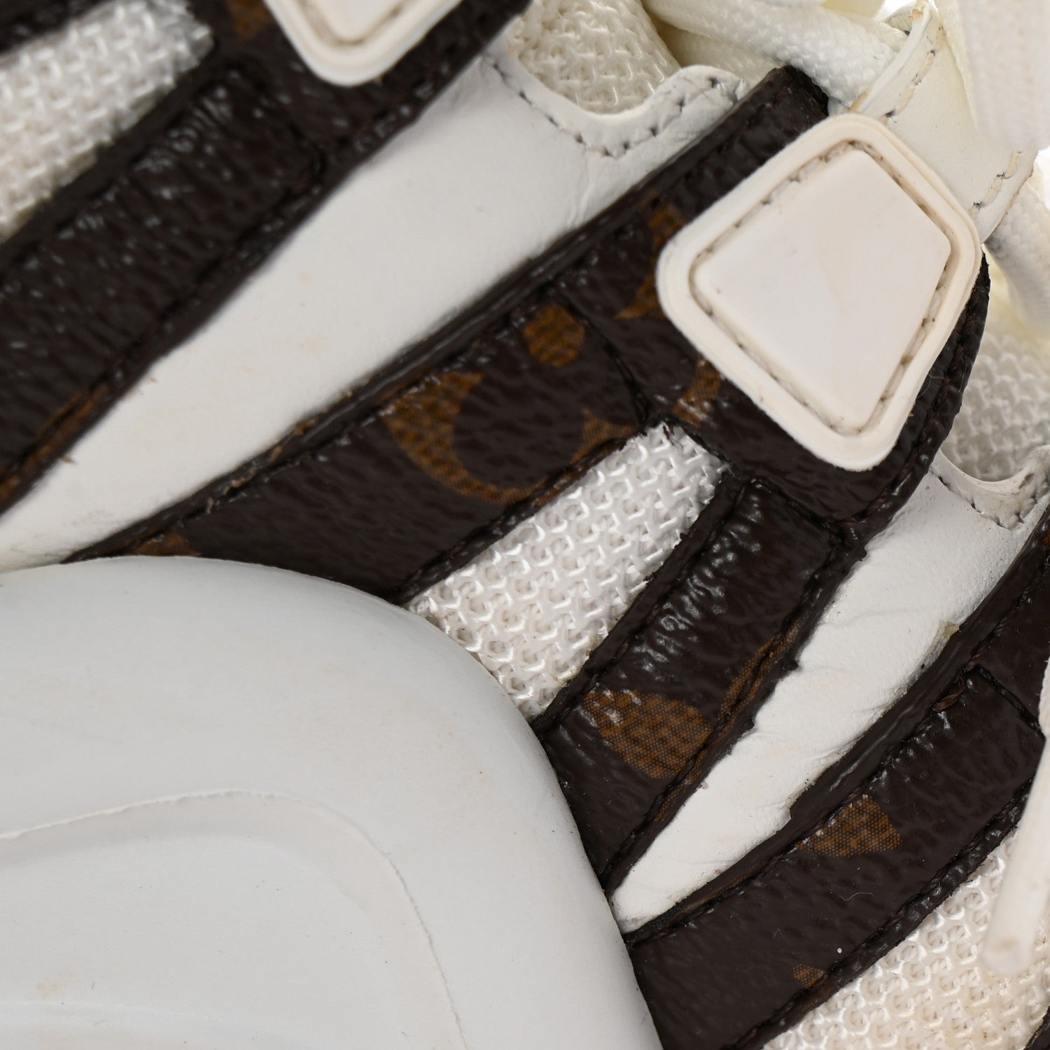 Louis Vuitton Patent Monogram LV Archlight Sneakers 39 White 10 of 10