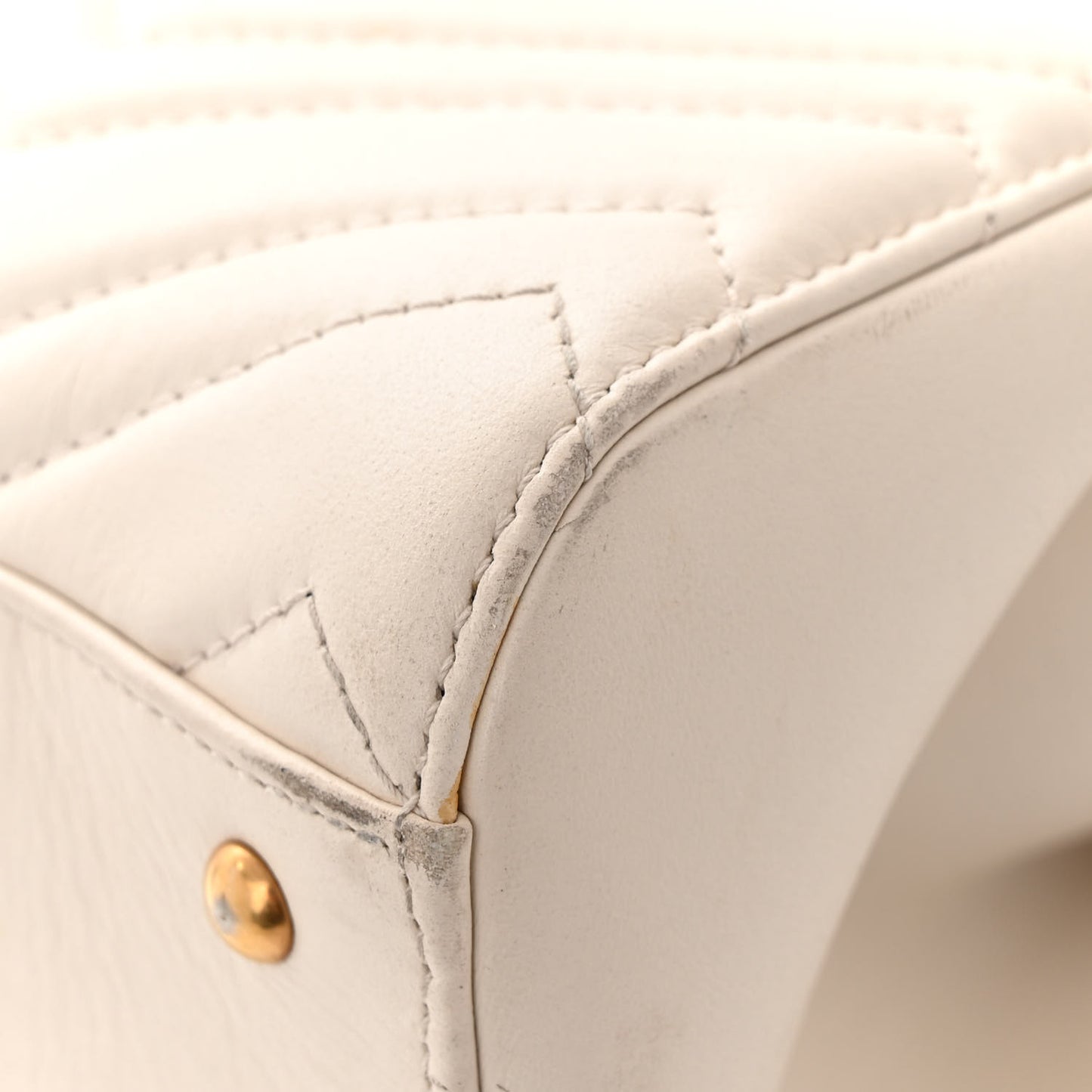 Calfskin Matelasse Small GG Marmont Tote White