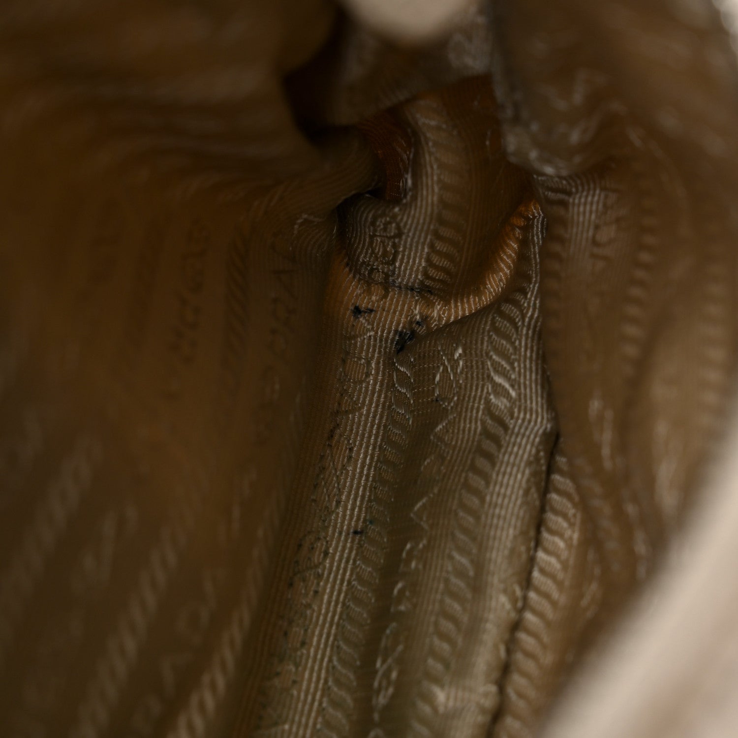 Prada Nylon Re-Edition 2005 Shoulder Bag Cammeo 13 of 16