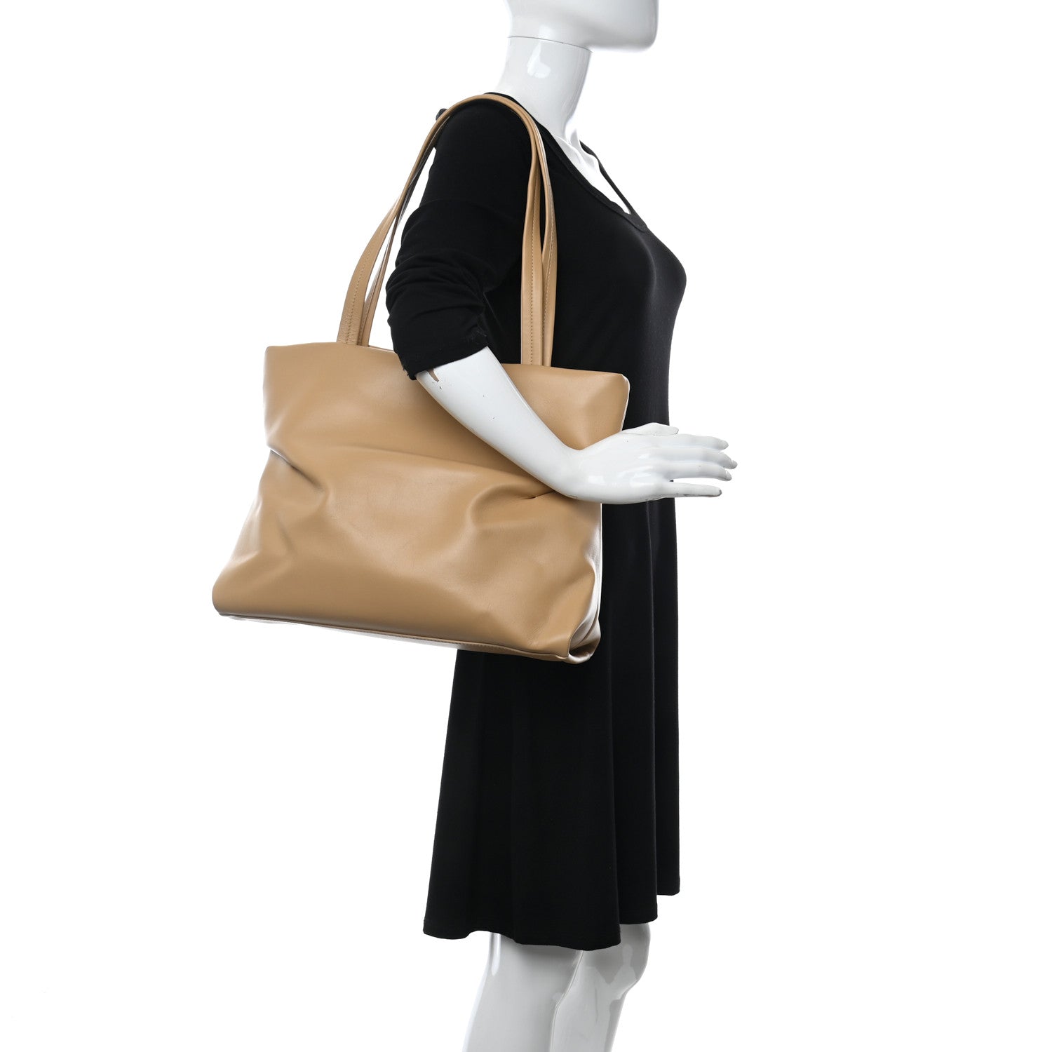 Chloe Calfskin Judy East West Tote Soft Tan 2 of 10