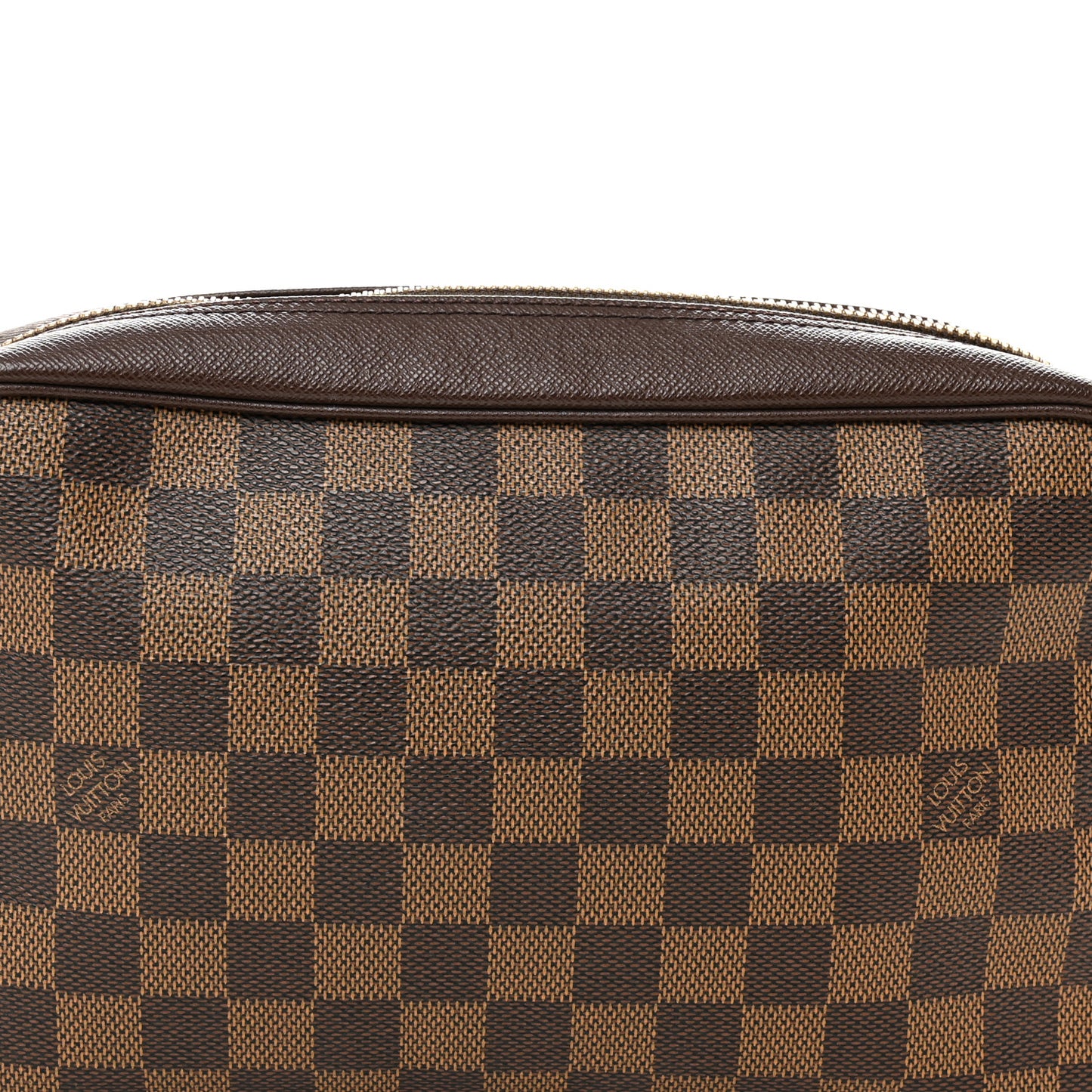 Damier Ebene Trousse Toilette 28