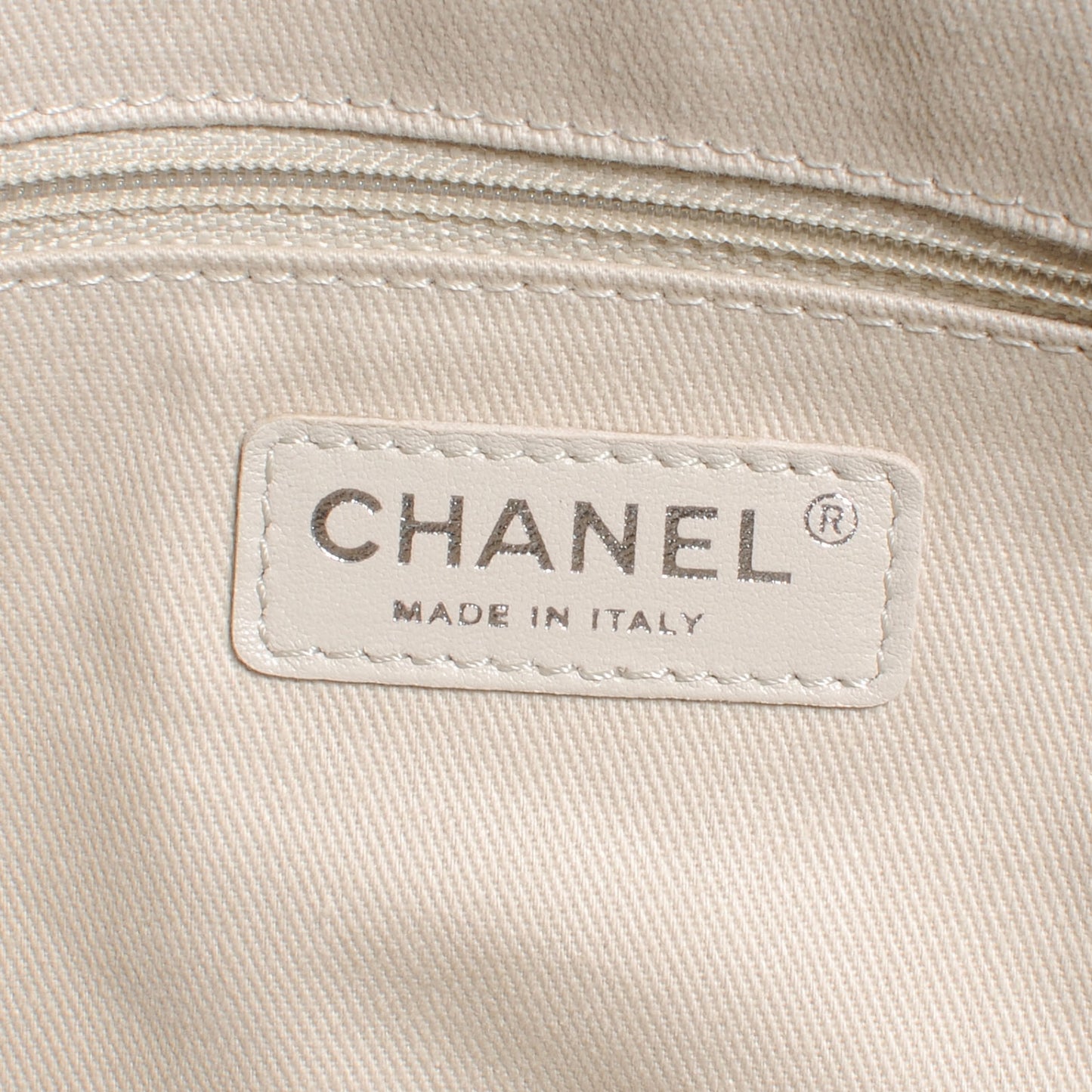 Patent Timeless CC Tote Light Grey