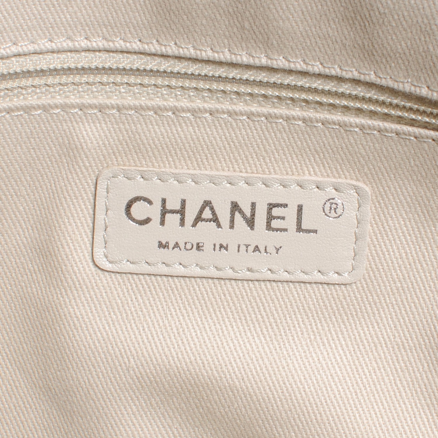 Chanel Patent Timeless CC Tote Light Grey 6 of 7