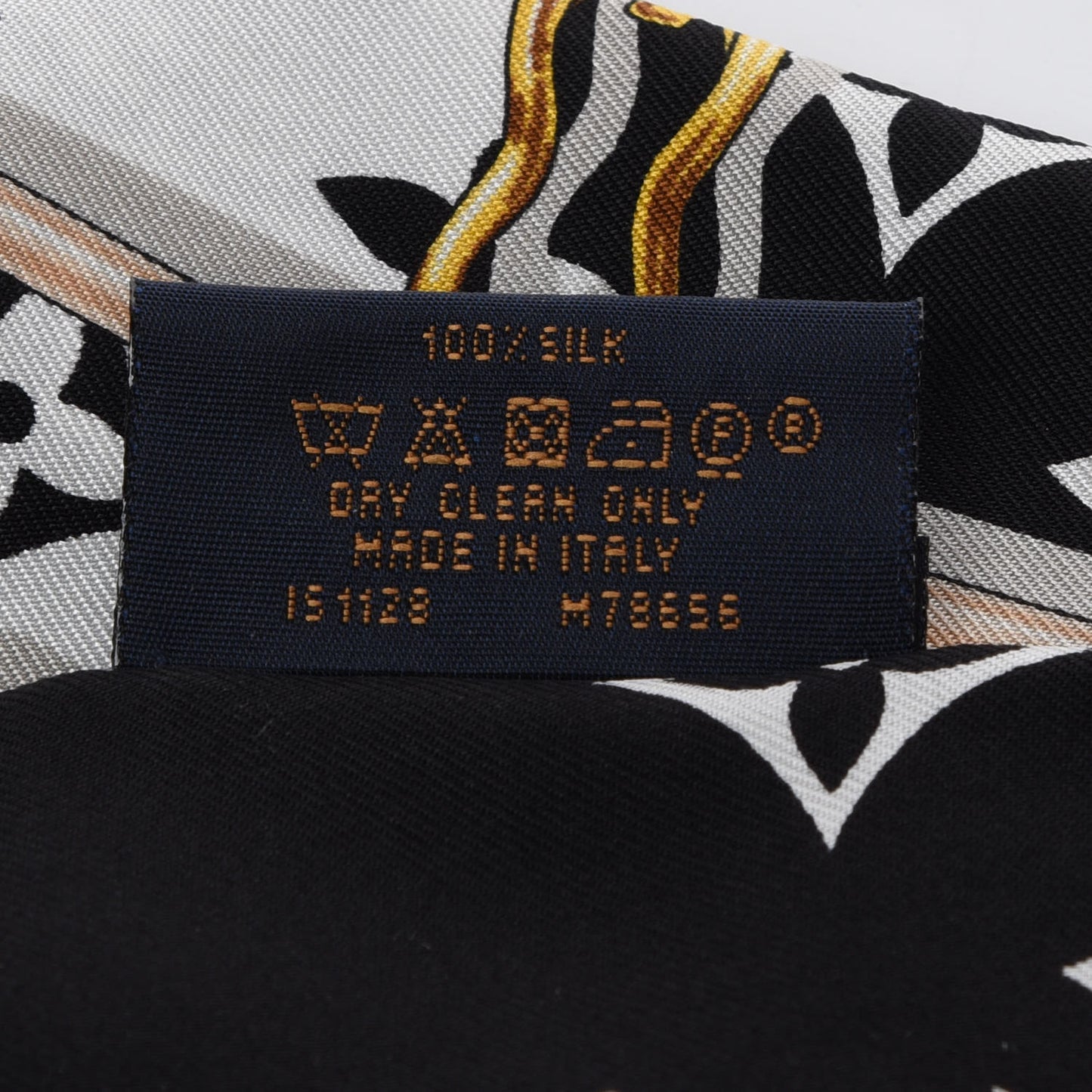 Silk Monogram Confidential Bandeau Black