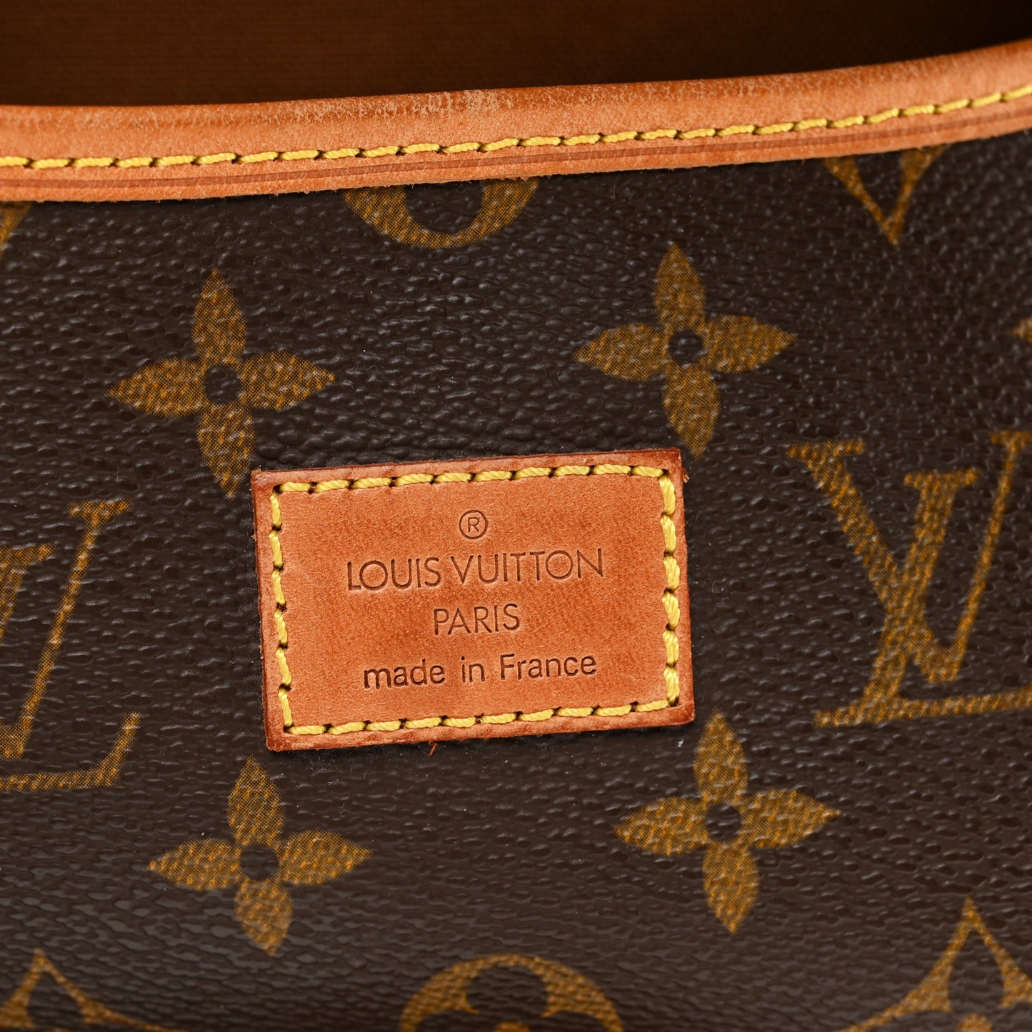 Monogram Saumur 35