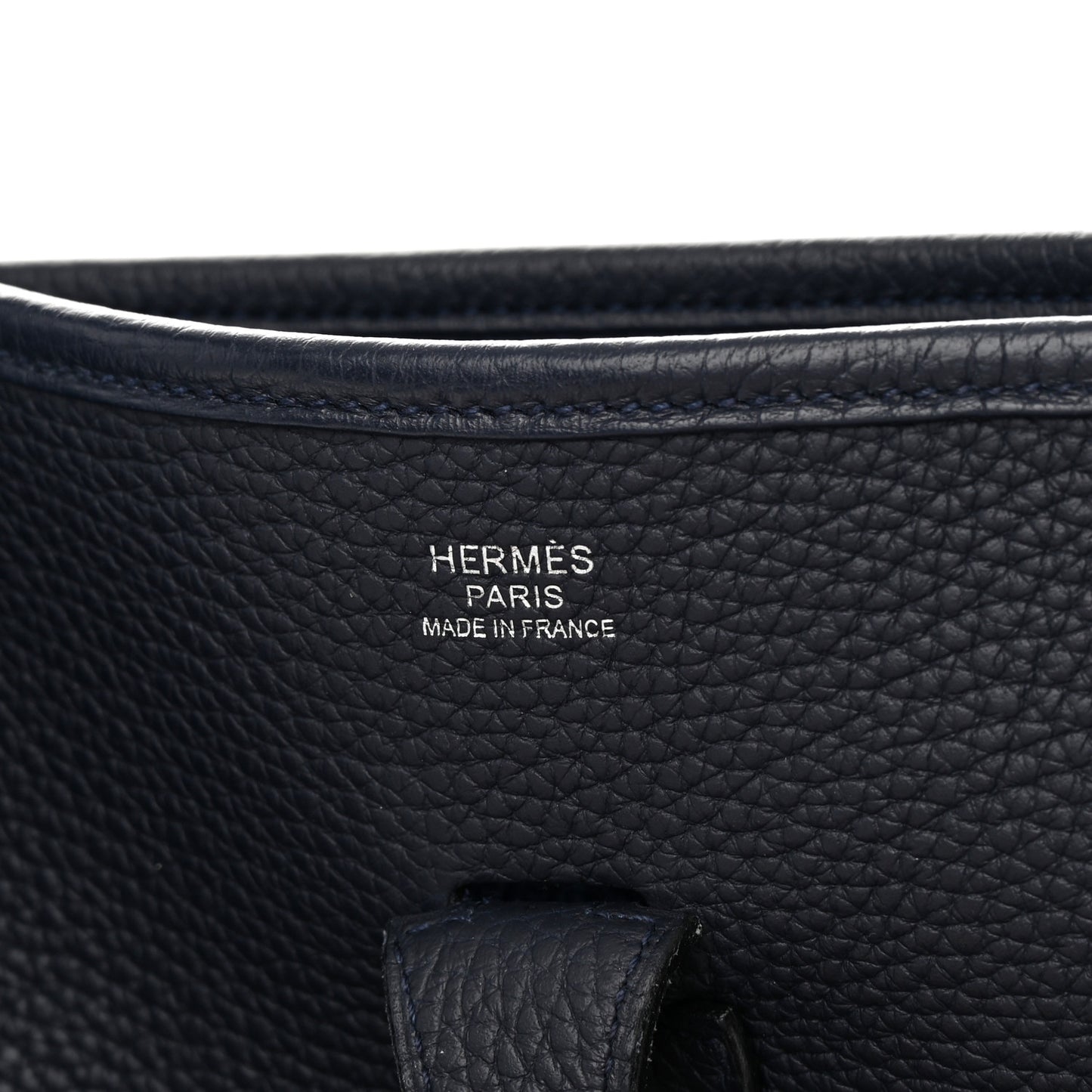 Taurillon Clemence Evelyne III PM Bleu Nuit