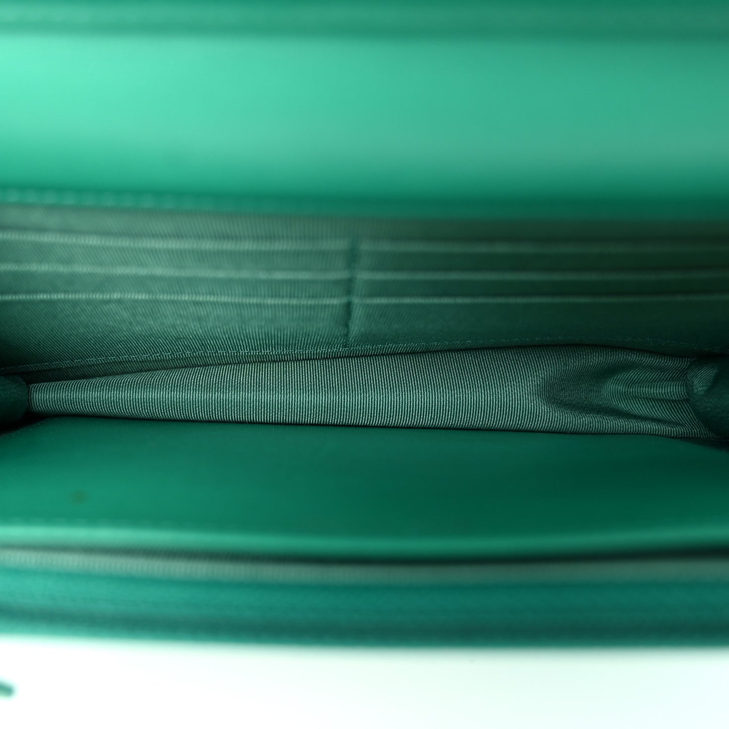 Lambskin Quilted Wallet On Chain WOC Green