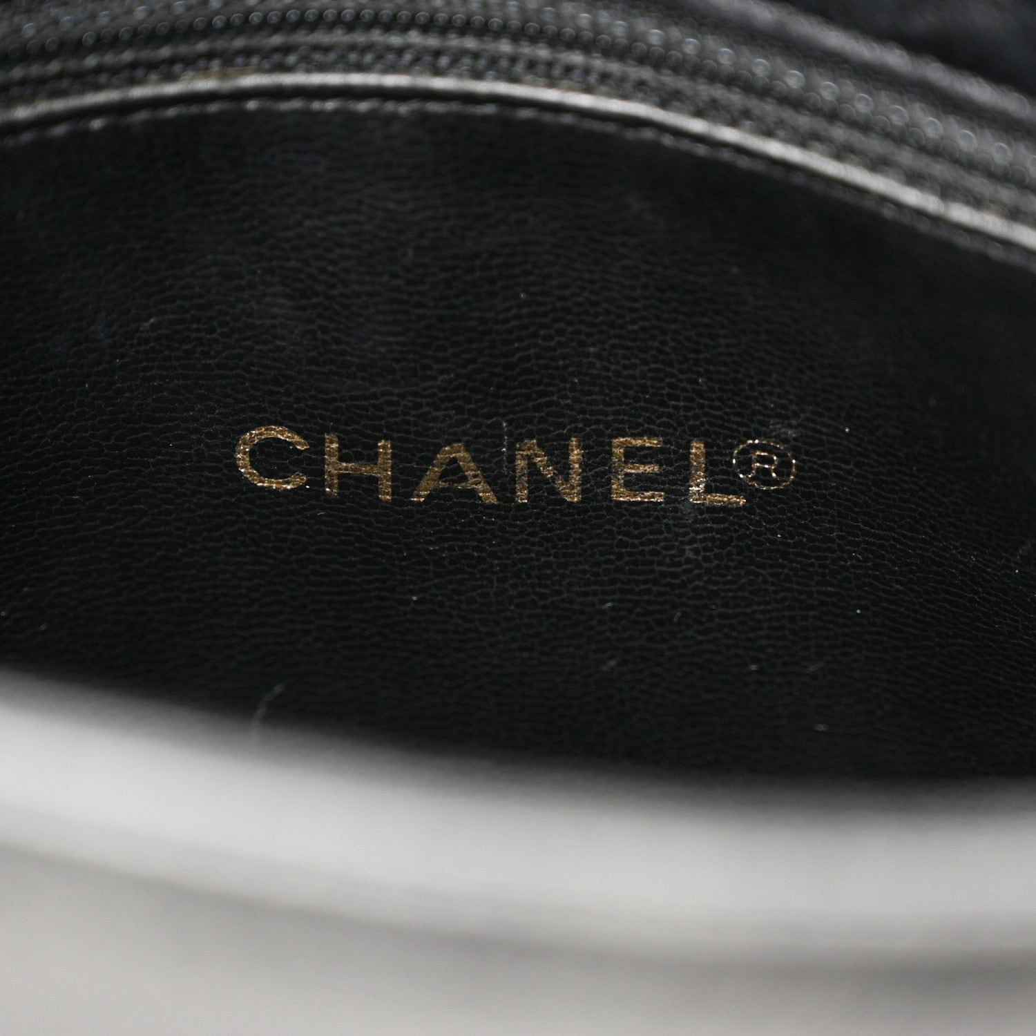 Chanel Caviar CC Tote Black 8 of 13