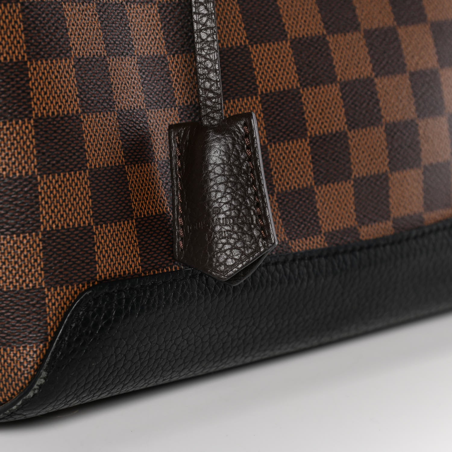 Louis Vuitton Damier Ebene Hyde Park Black 10 of 15