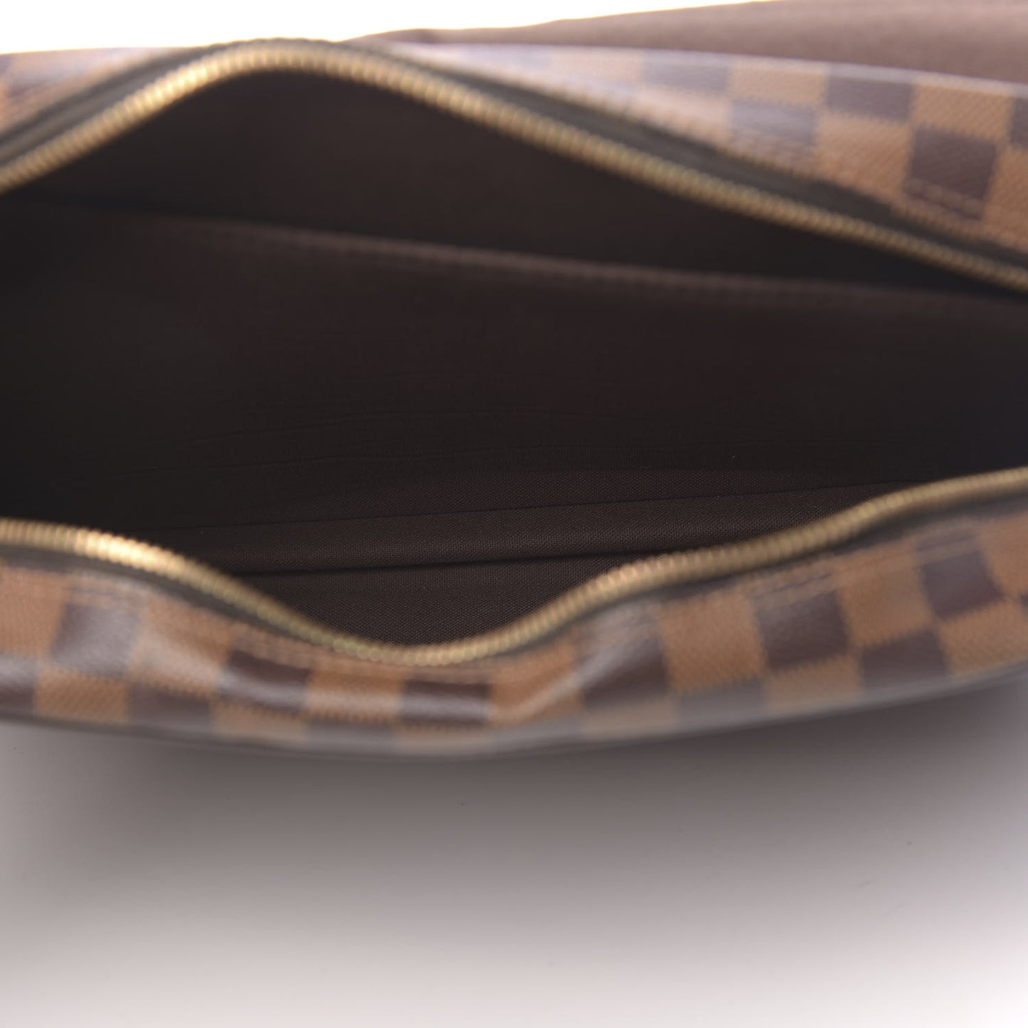 Damier Ebene Shelton MM