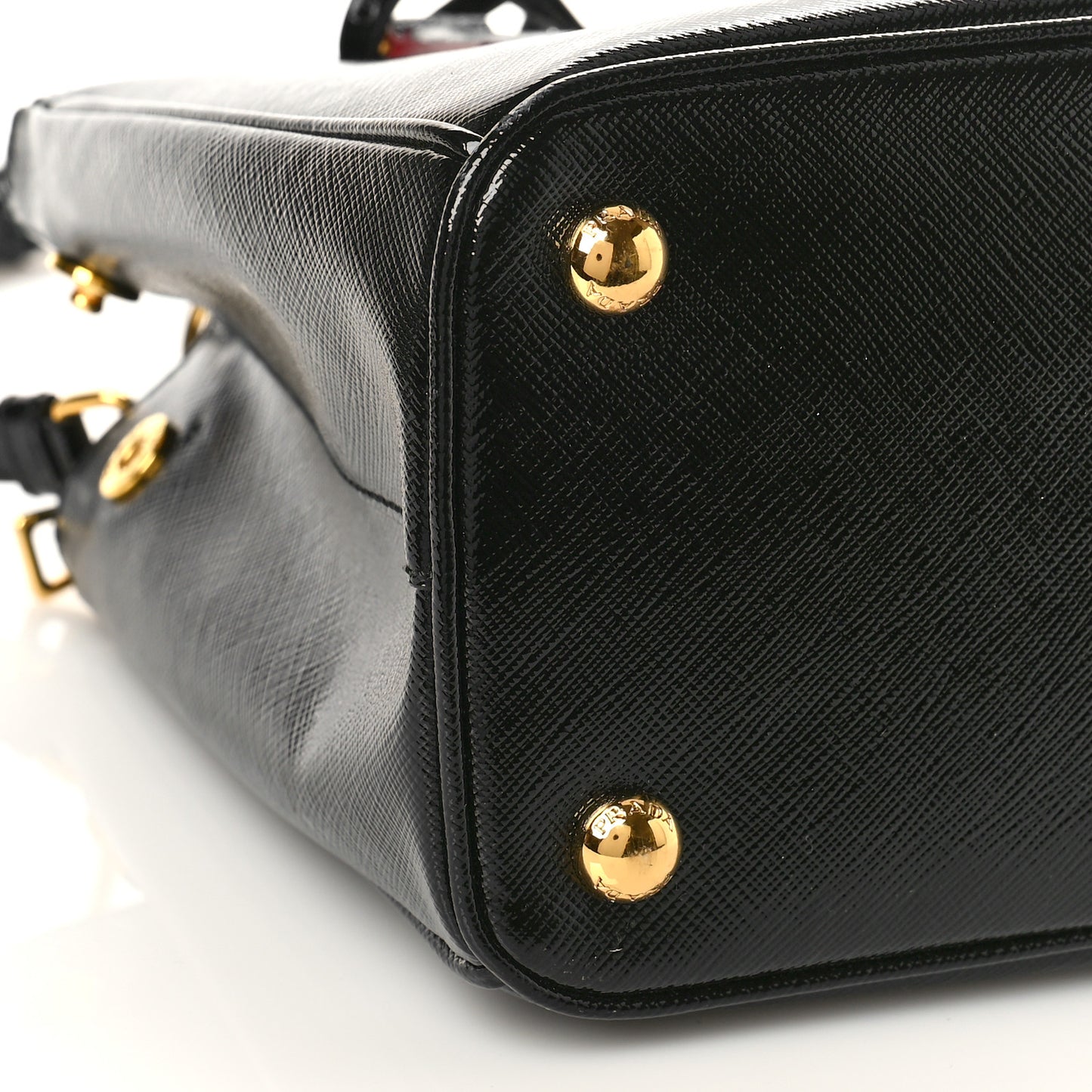 Saffiano Vernice Small Galleria Double Zip Tote Black Rosso