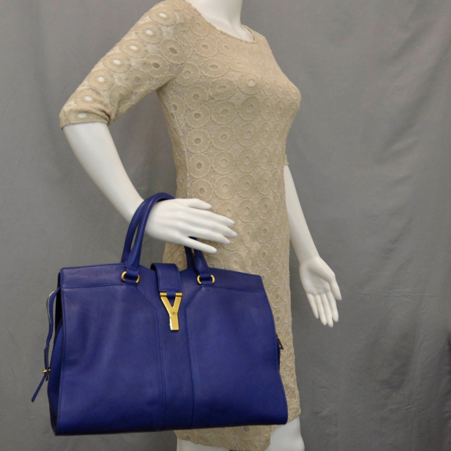 Leather Medium Cabas Chyc Blue