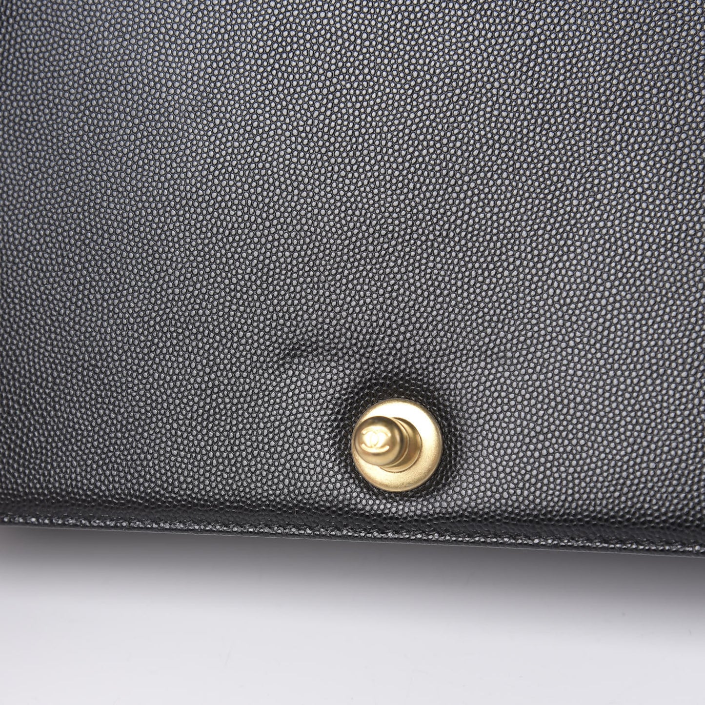 Caviar Quilted New Medium Boy Flap Black