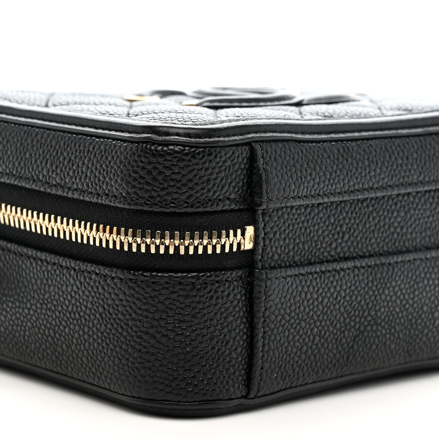 Caviar Quilted Small CC Filigree Vanity Case Black