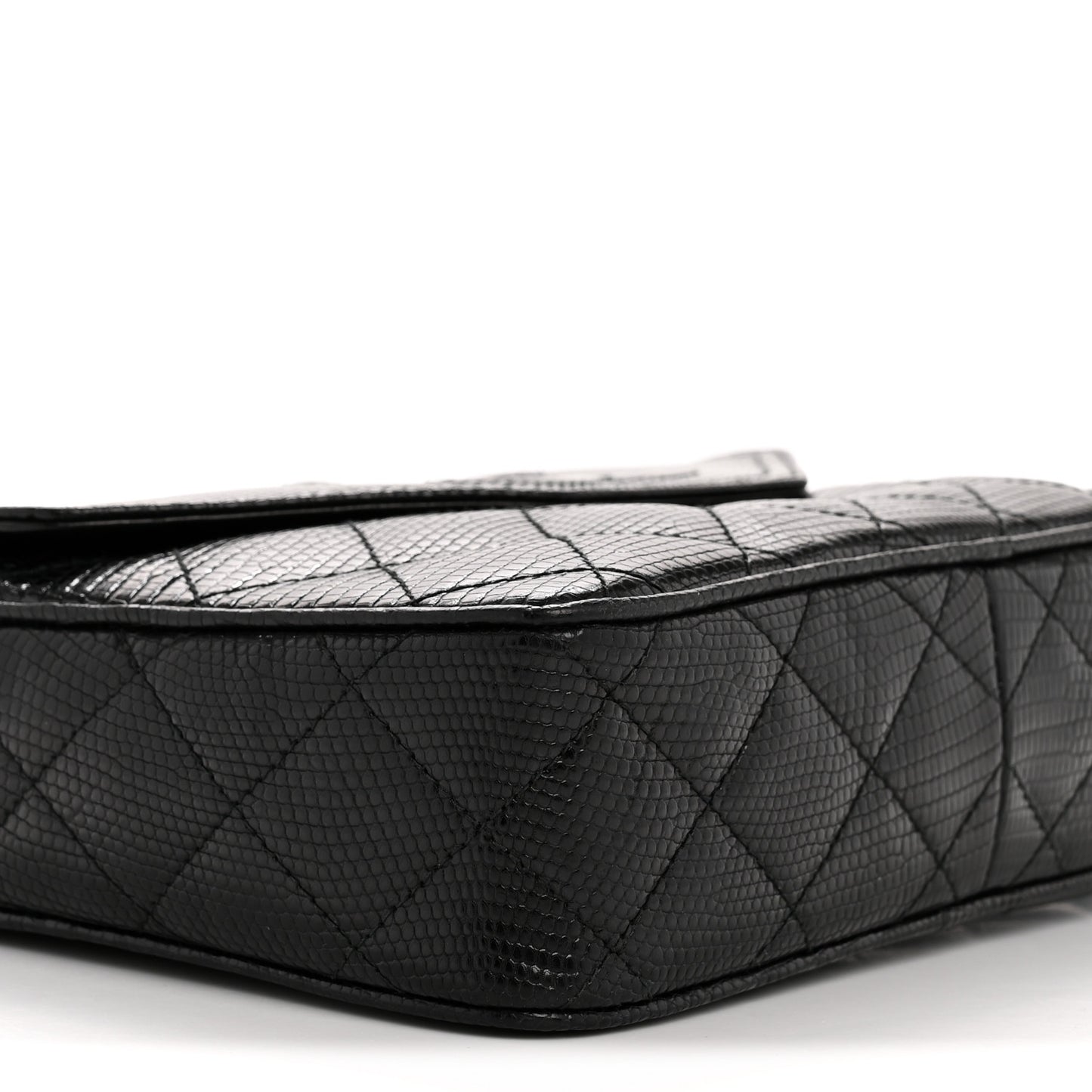 Lizard Quilted Small Tassel Camera Case Black