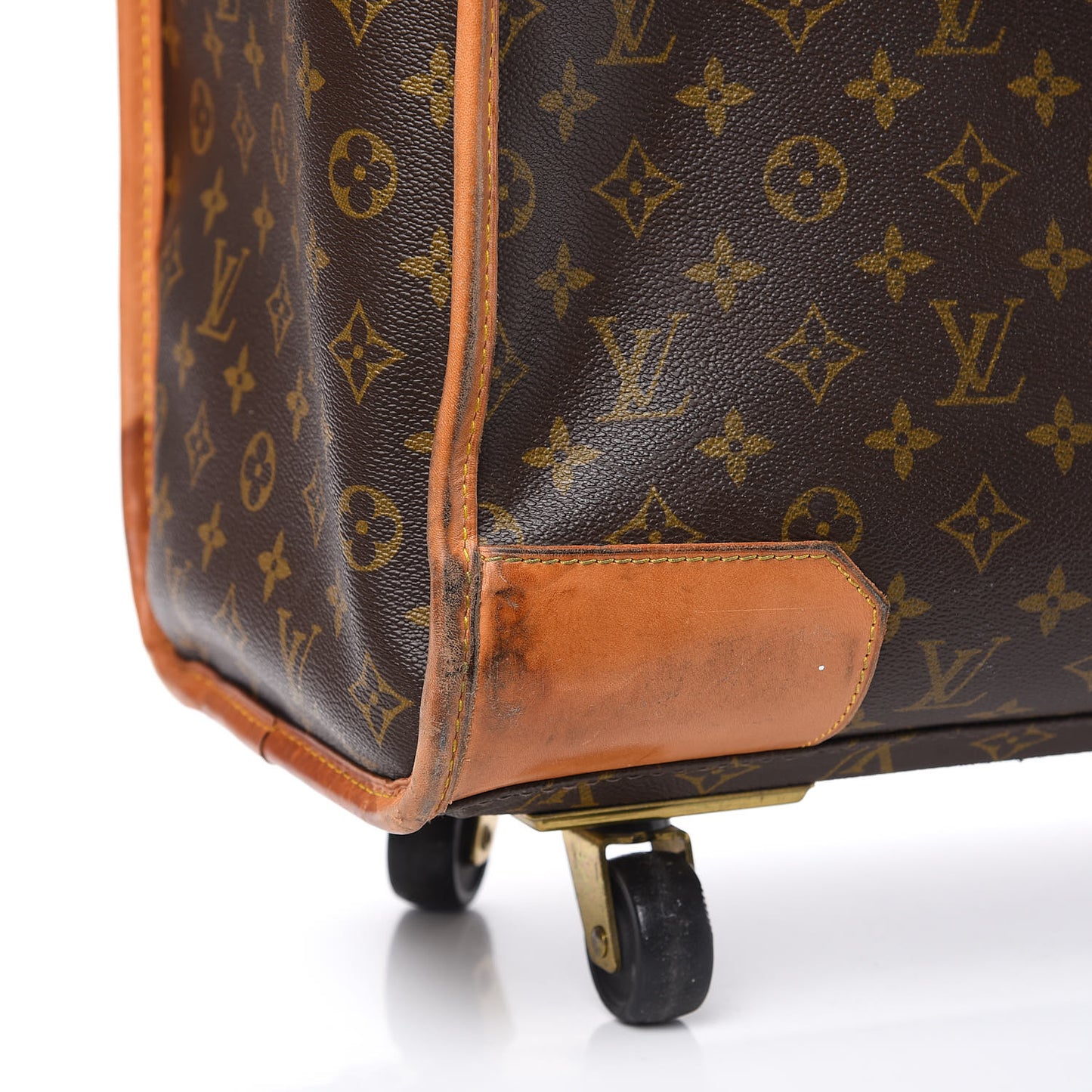 Monogram Pullman 70