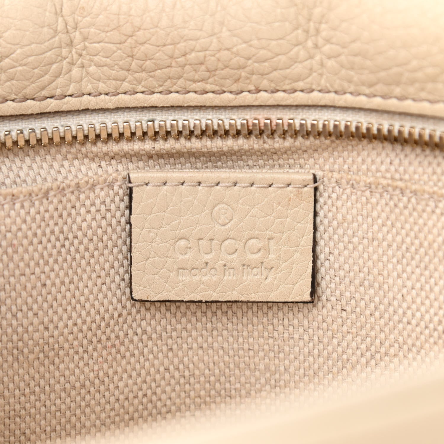 Gucci Pebbled Calfskin Small Soho Disco Bag Off White 6 of 17