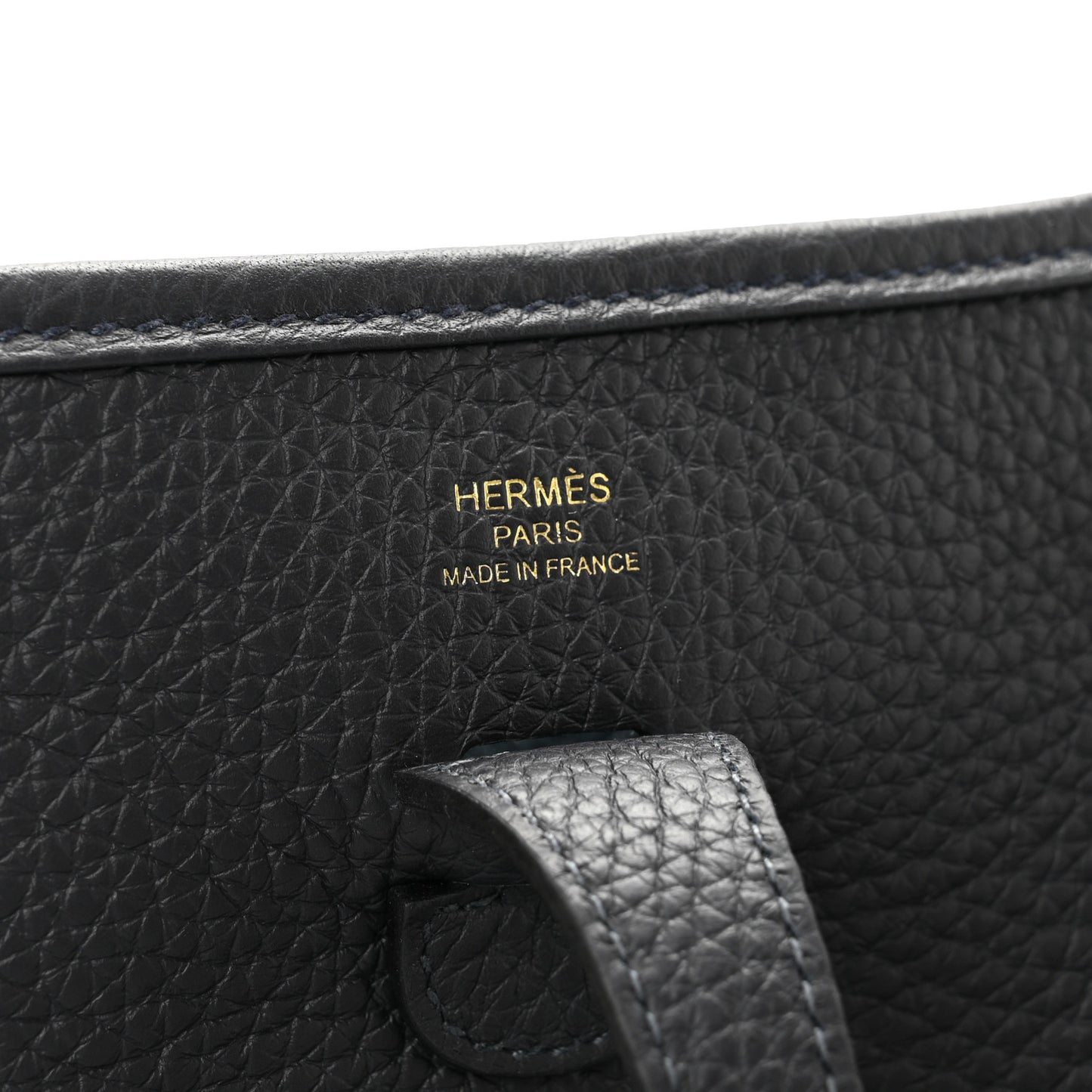 Taurillon Clemence Evelyne 23 Poche III Caban