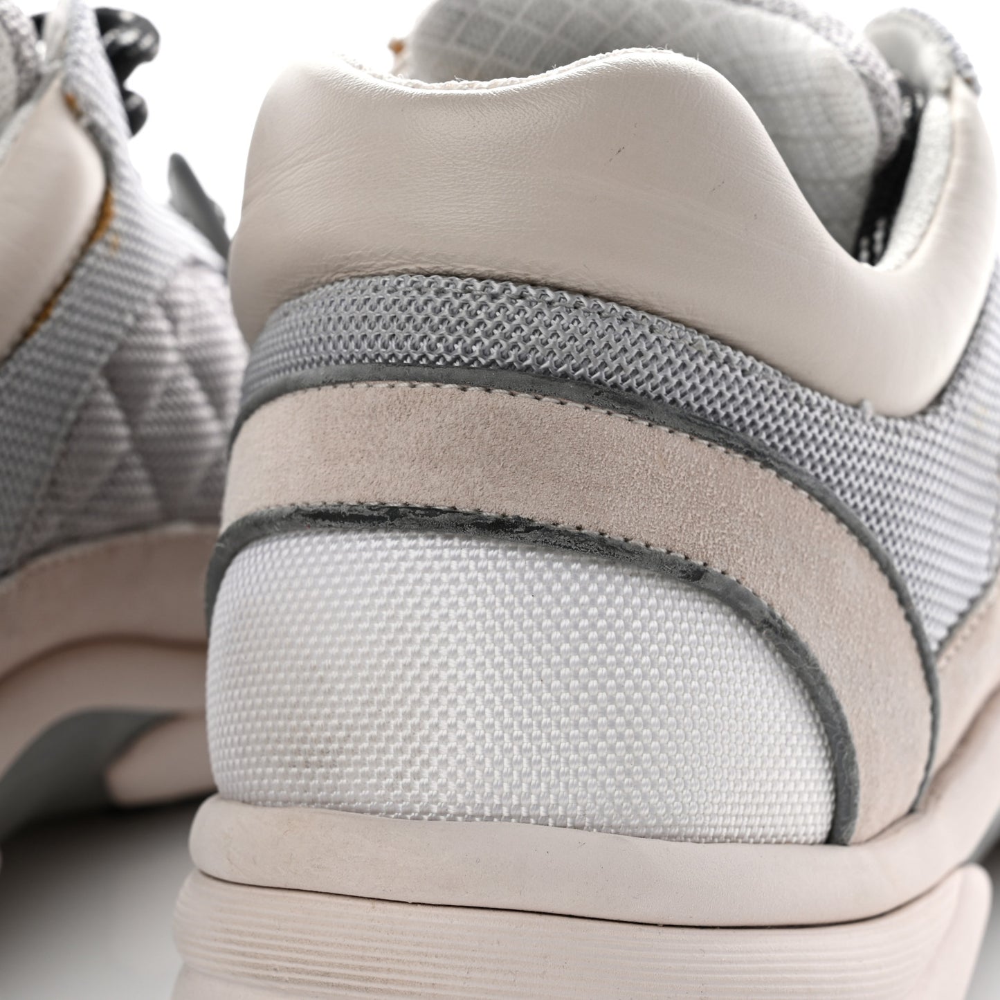 Mesh Suede Calfskin Grained Calfskin Mens CC Sneakers 45 Gray White