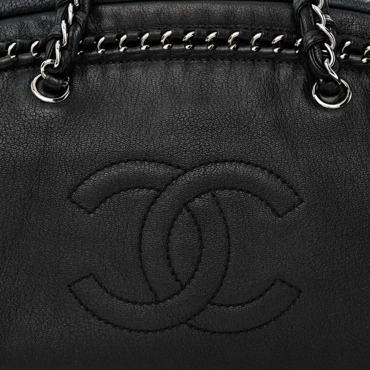 Smooth Calfskin Medium Luxe Ligne Bowler Black