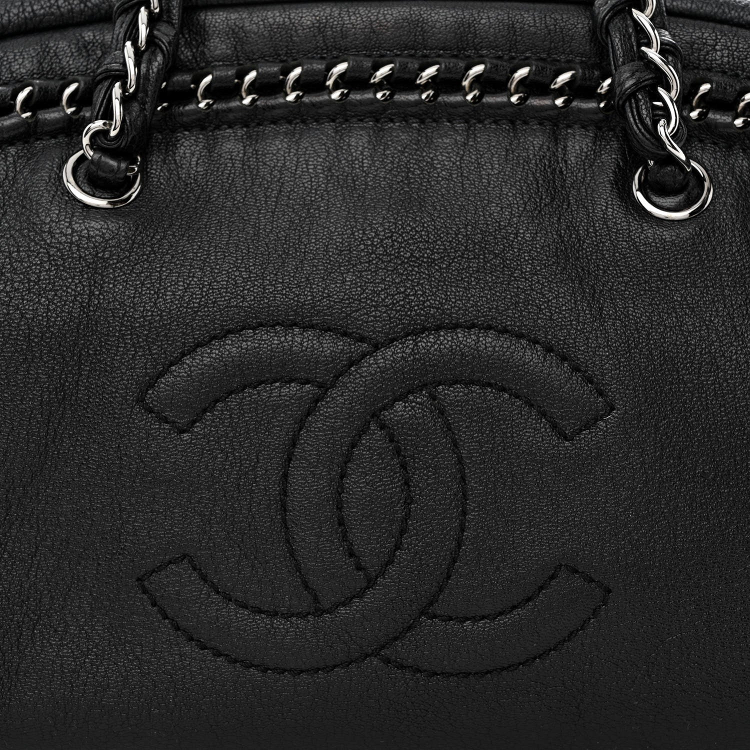 Chanel Smooth Calfskin Medium Luxe Ligne Bowler Black 8 of 10