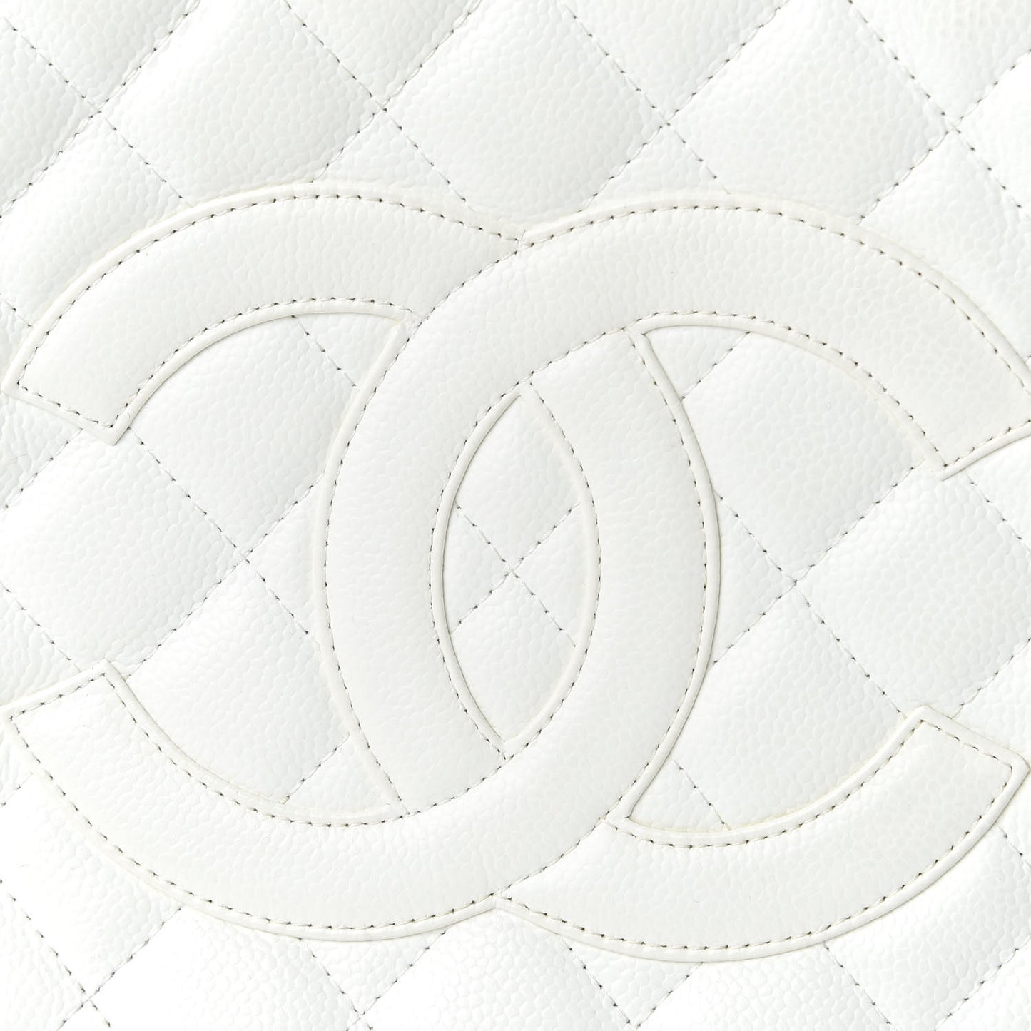 Caviar Quilted Grand Shopping Tote GST White