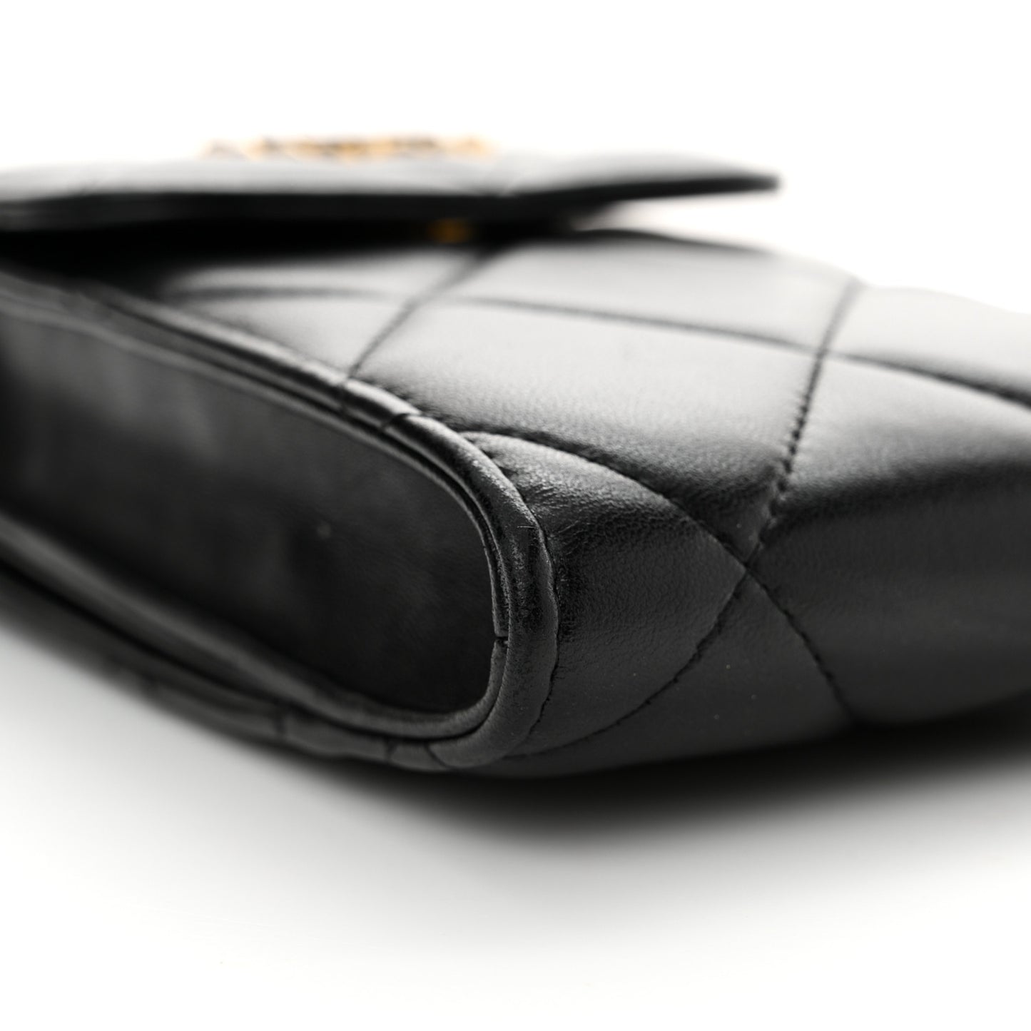 Lambskin Quilted Chanel 19 Phone Holder With Chain Black
