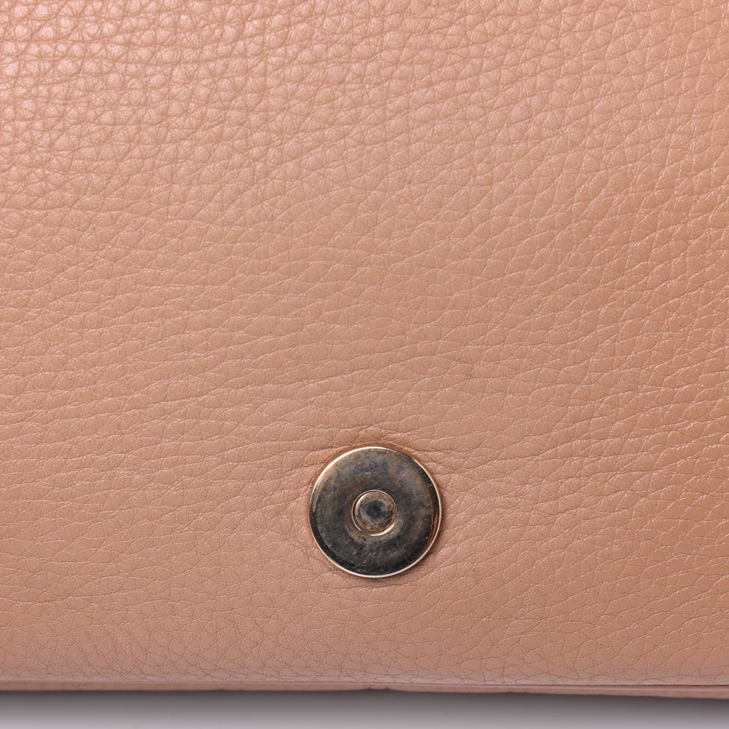 Gucci Pebbled Calfskin Medium Soho Flap Crossbody Camelia 17 of 25