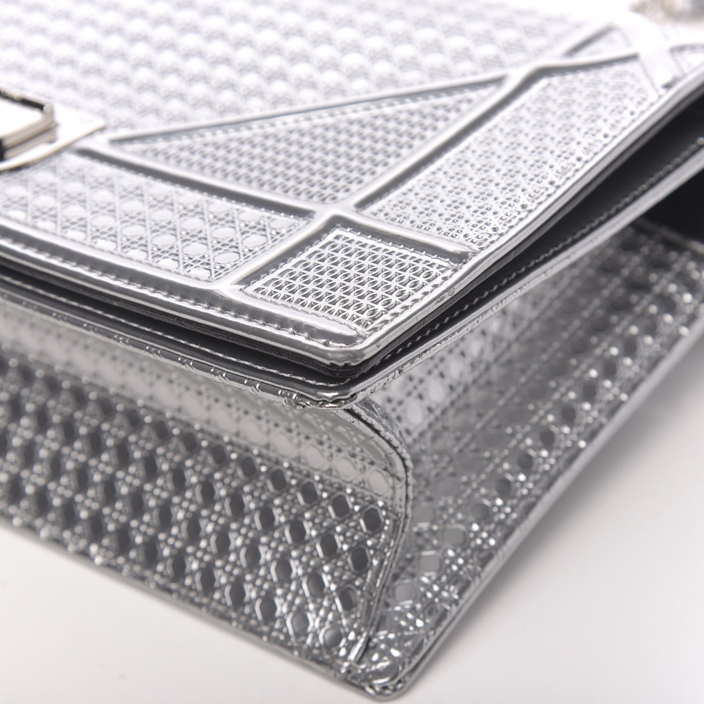 Metallic Patent Micro-Cannage Medium Diorama Flap Bag Silver