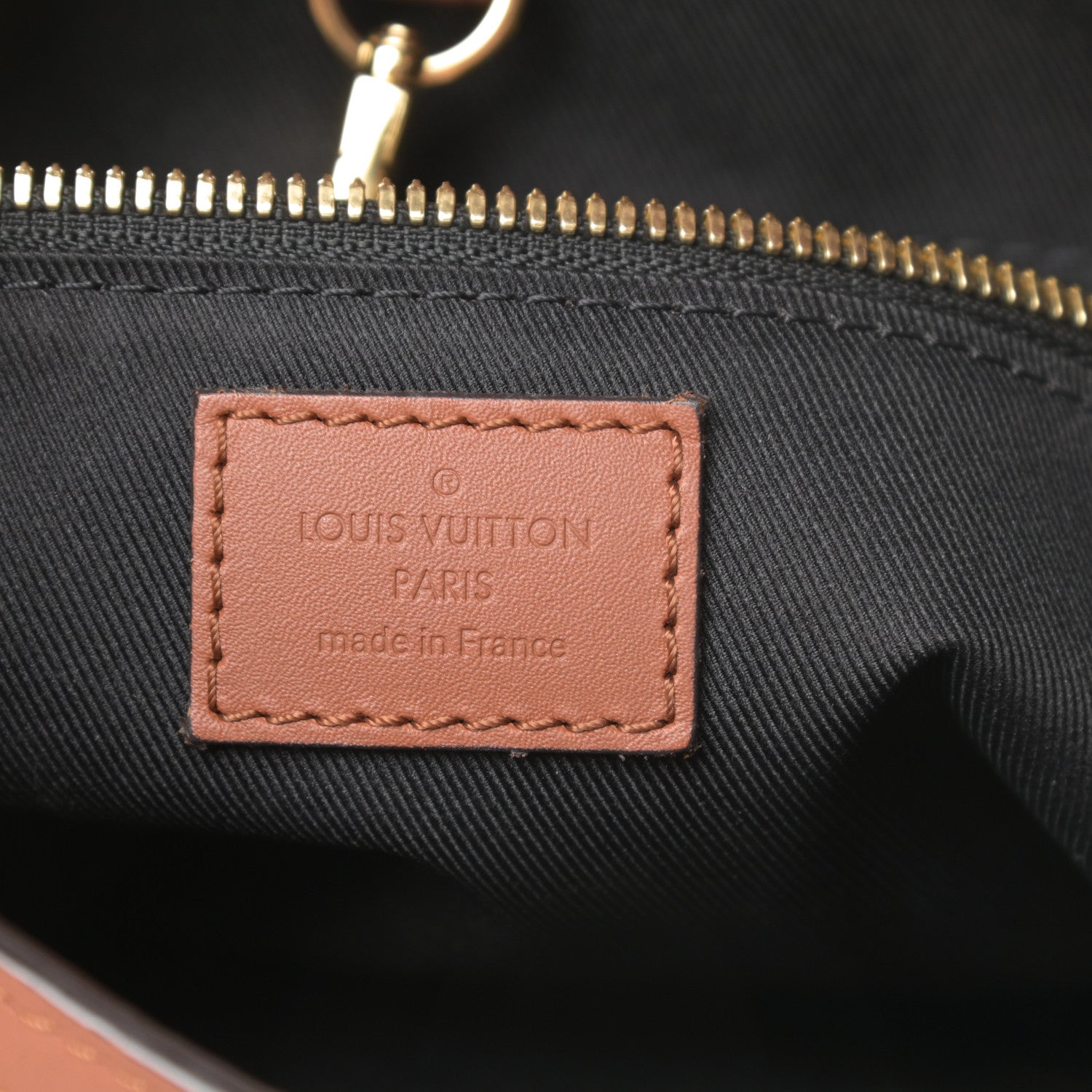 Louis Vuitton Reverse Monogram Dauphine Hobo MM 6 of 15