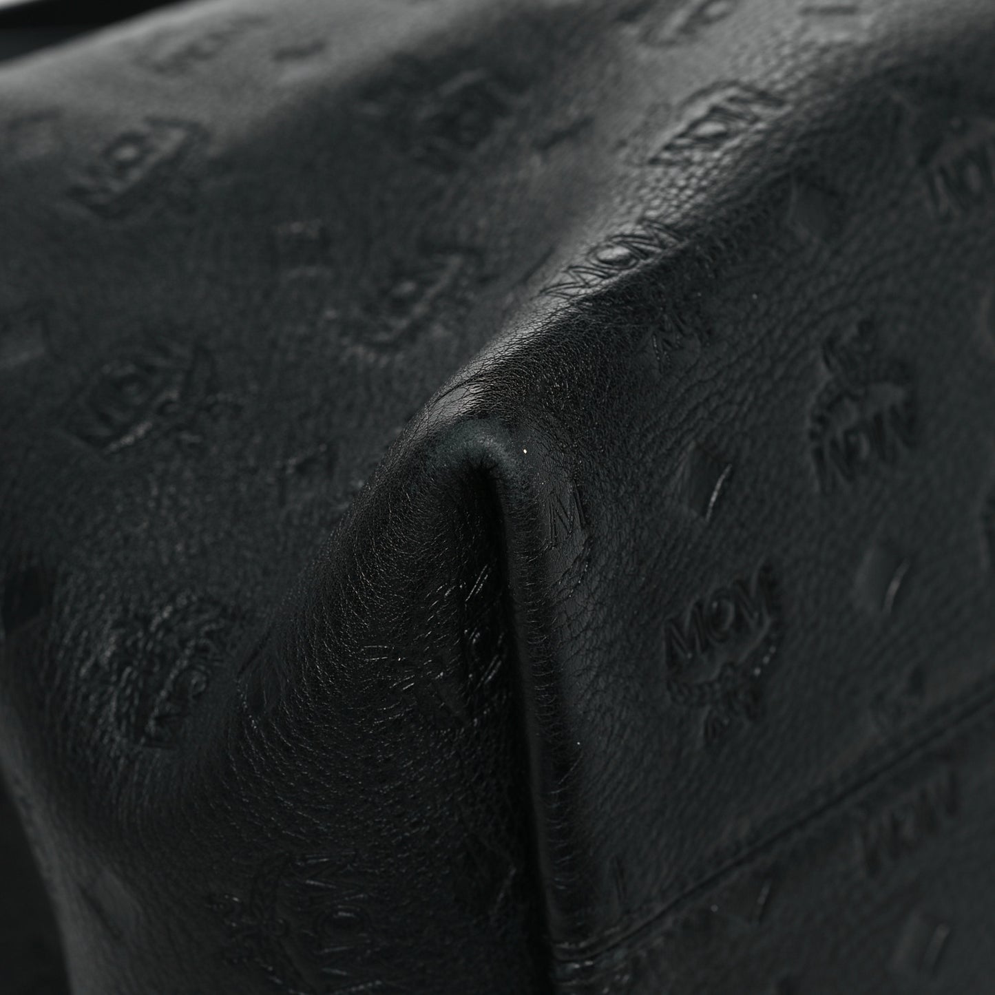 Calfskin Ottomar Large Klara Hobo Black