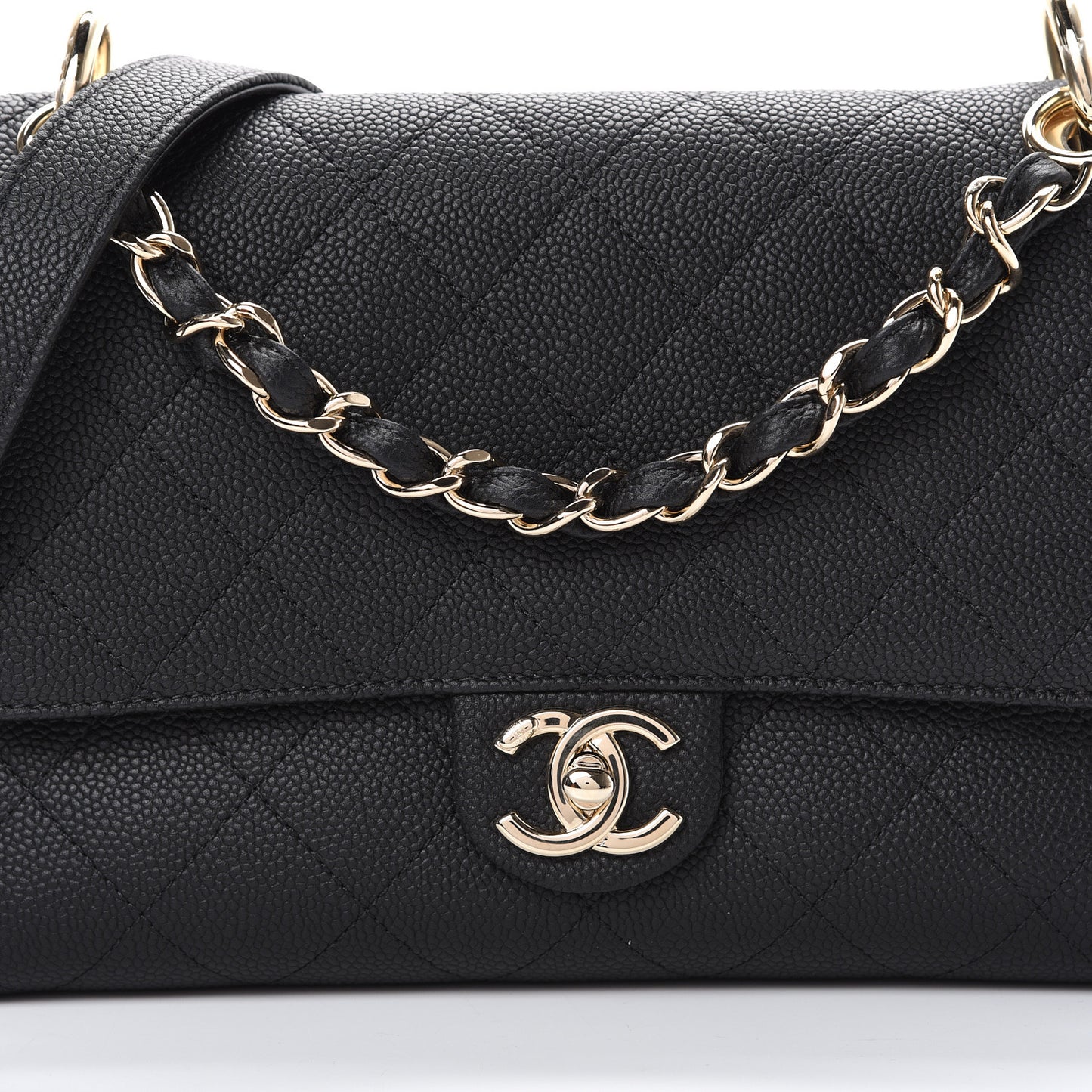 Caviar Quilted City Walk Flap Black