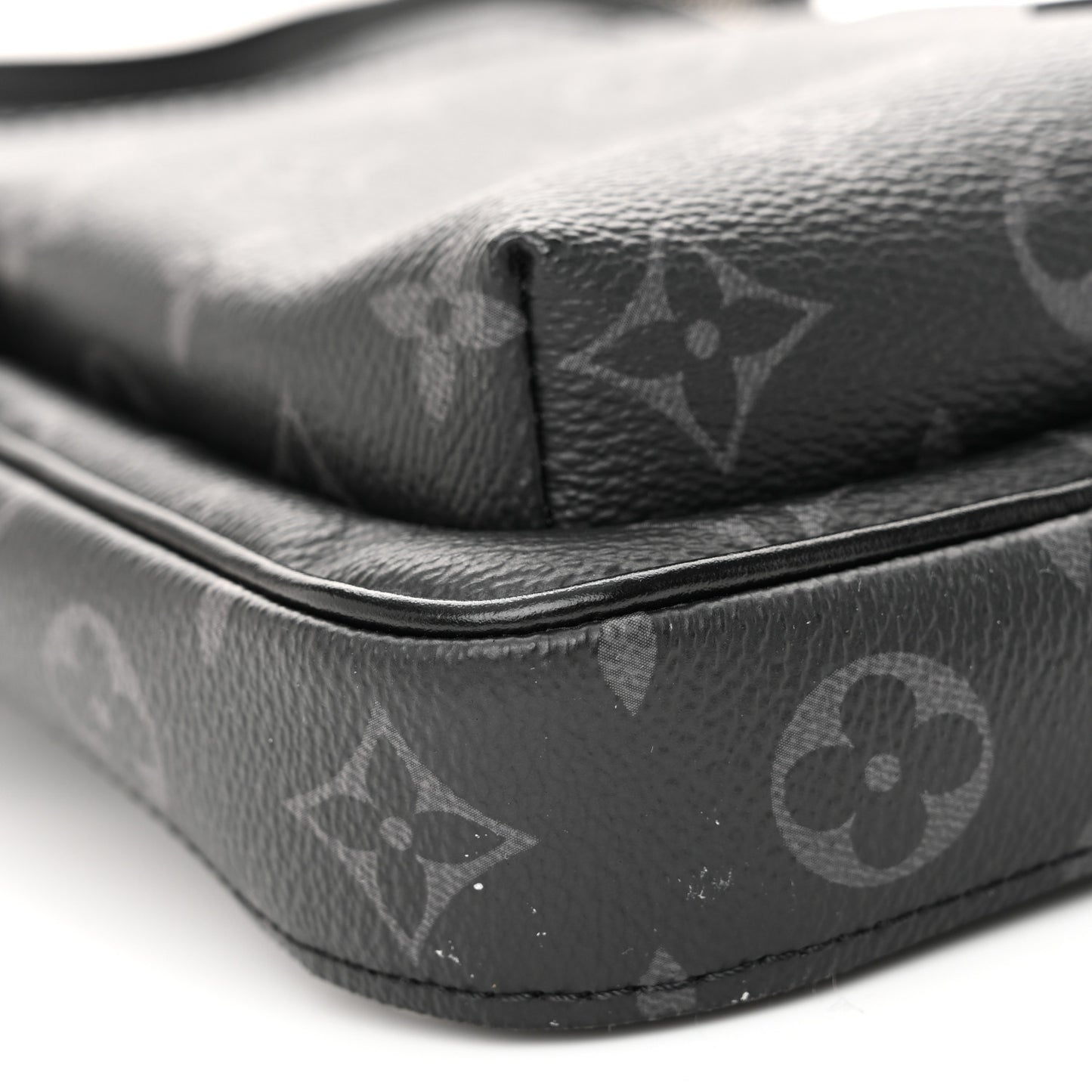 Monogram Eclipse Avenue Slingbag PM