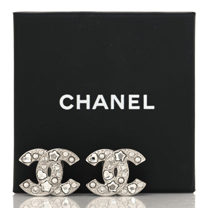 Chanel Crystal Pearl Heart CC Clip On Earrings Silver 10 of 10